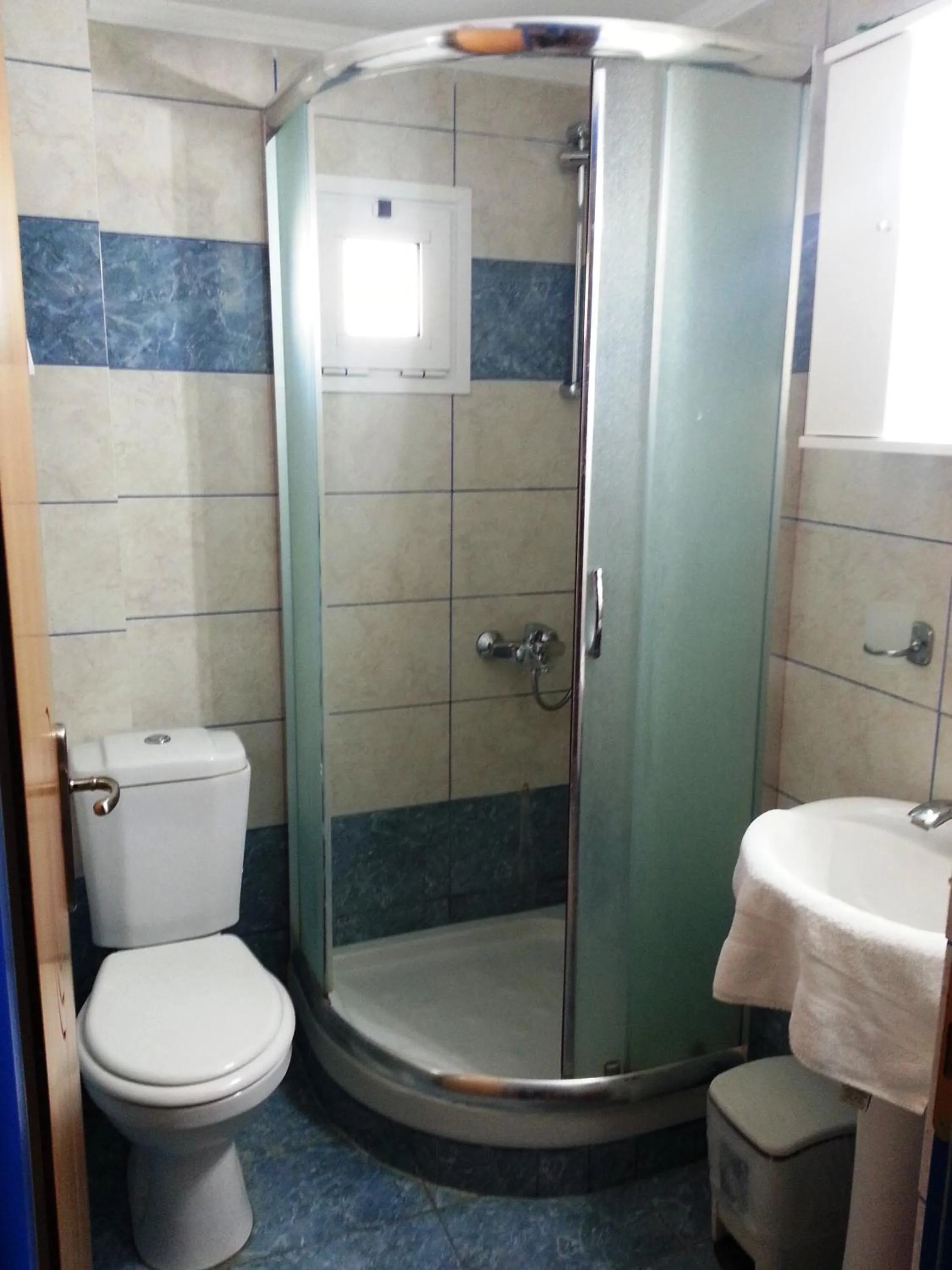 Shower in The Blue Beach Apartments