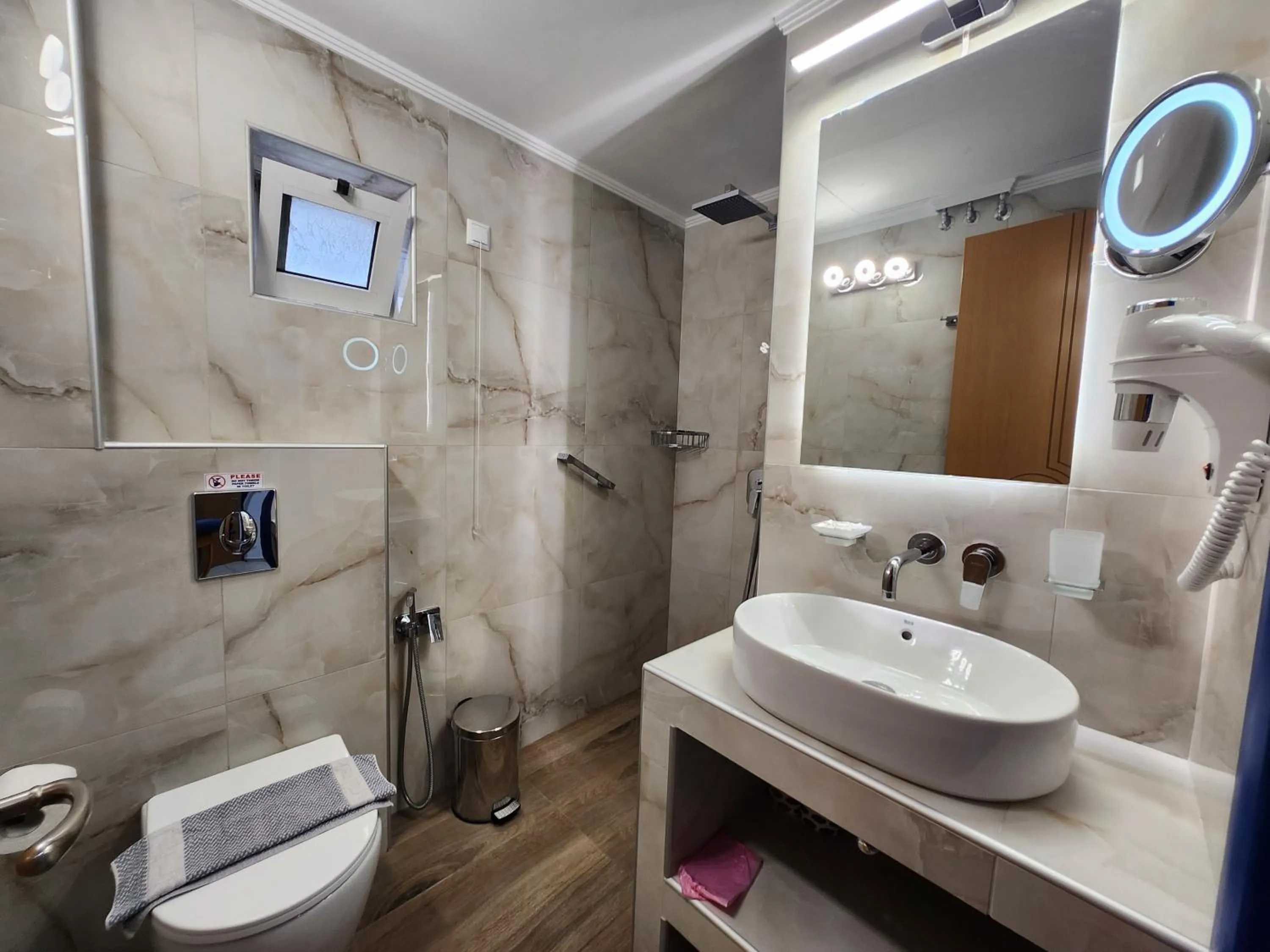 Shower in The Blue Beach Apartments