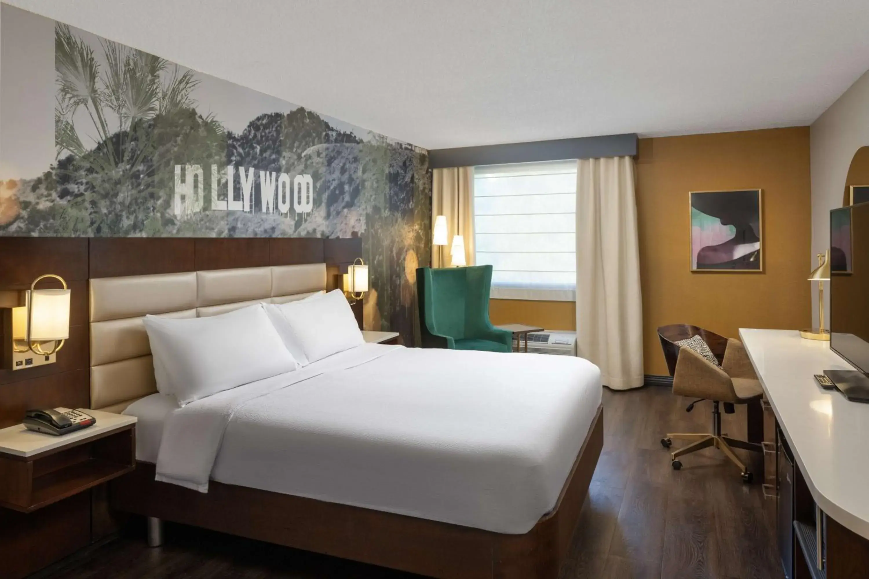 King Room in Hilton Garden Inn Los Angeles / Hollywood King Room in Hilton Garden Inn Los Angeles / Hollywood
