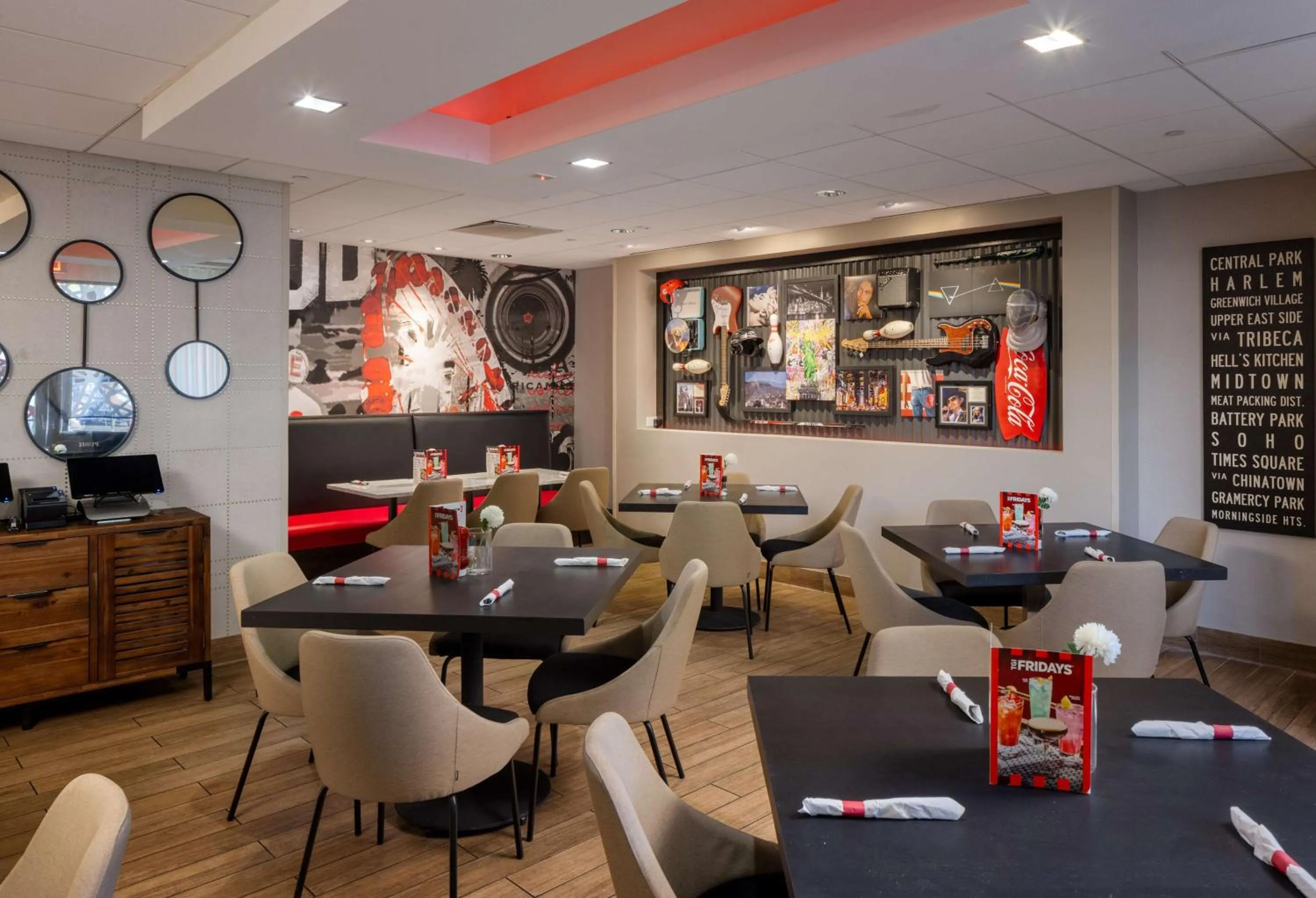 Restaurant/places to eat in Hilton Garden Inn Los Angeles / Hollywood