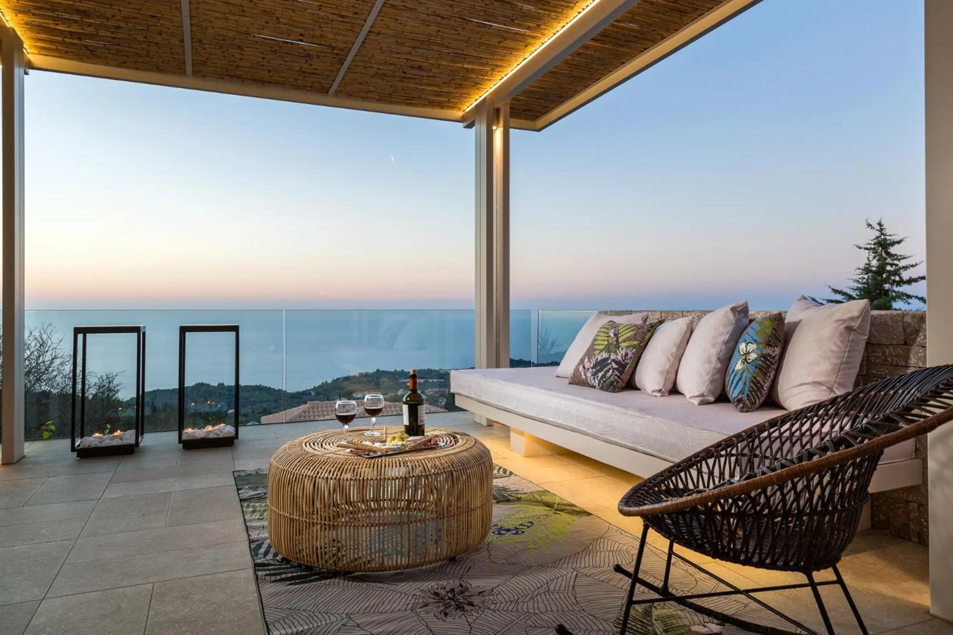 Residence with Private Heated Pool in Artblue Villas