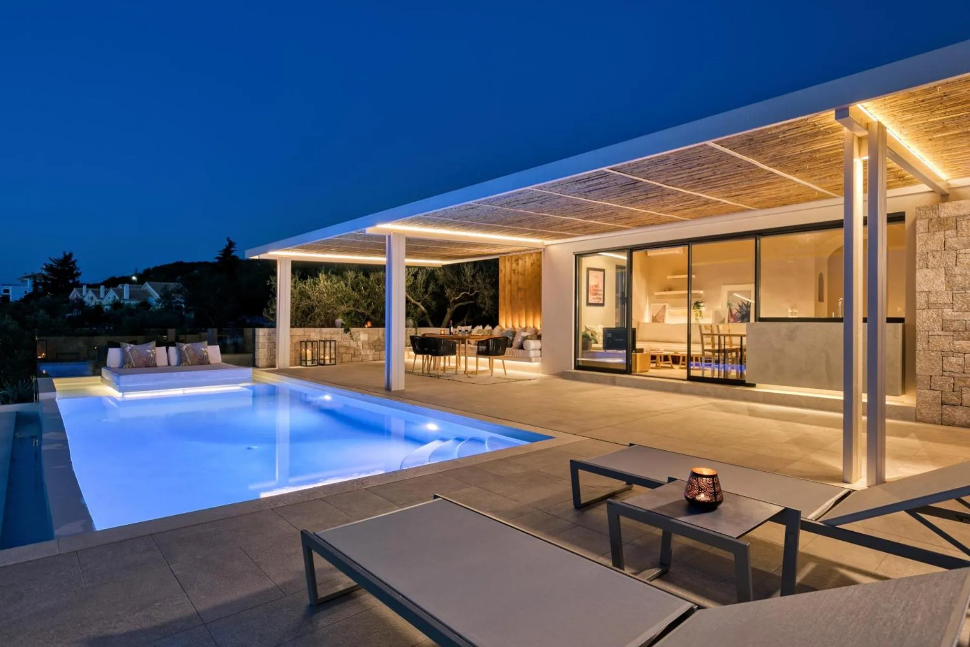 Night in Artblue Villas