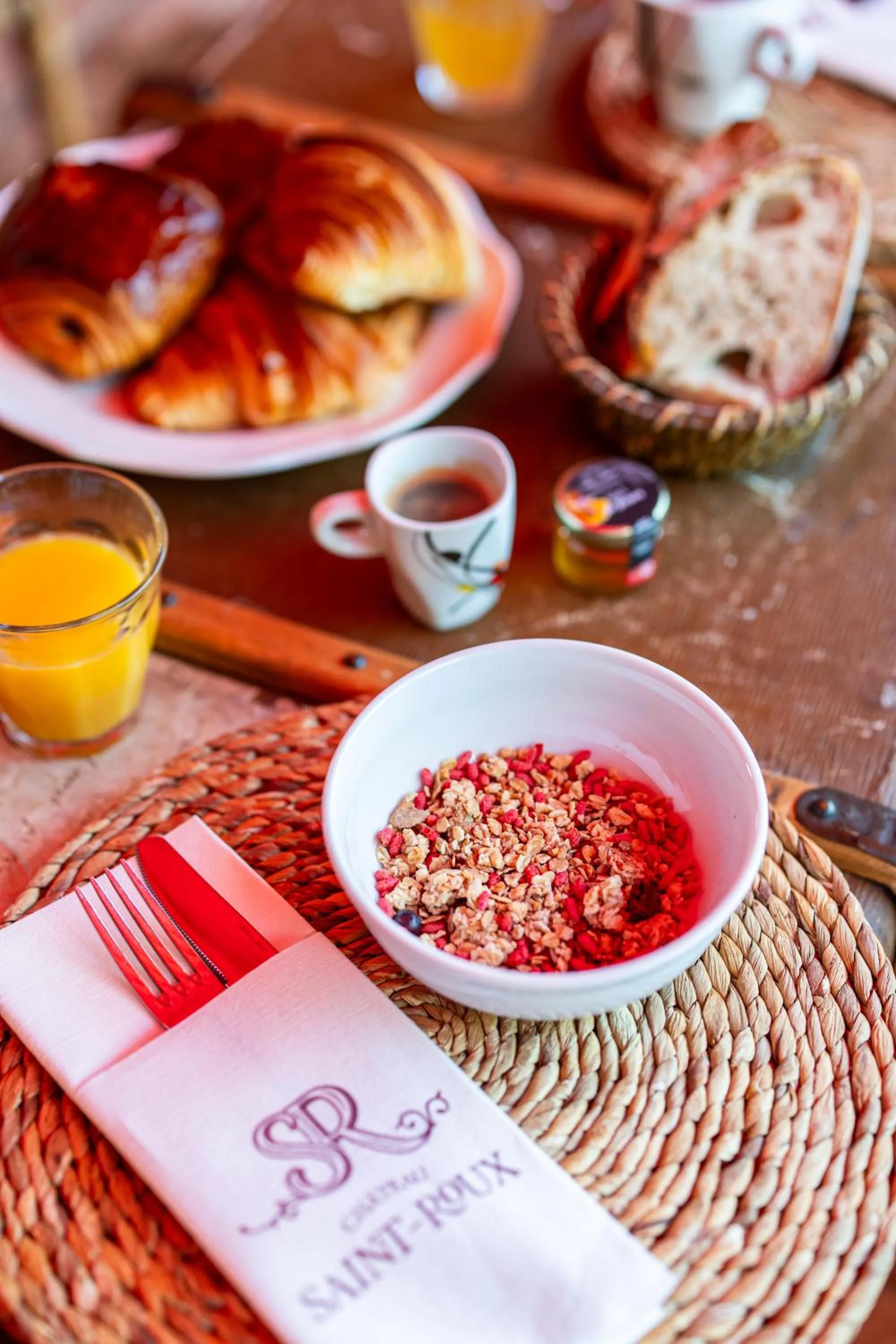 Breakfast in Château Saint Roux Le Luc-Le Cannet des Maures