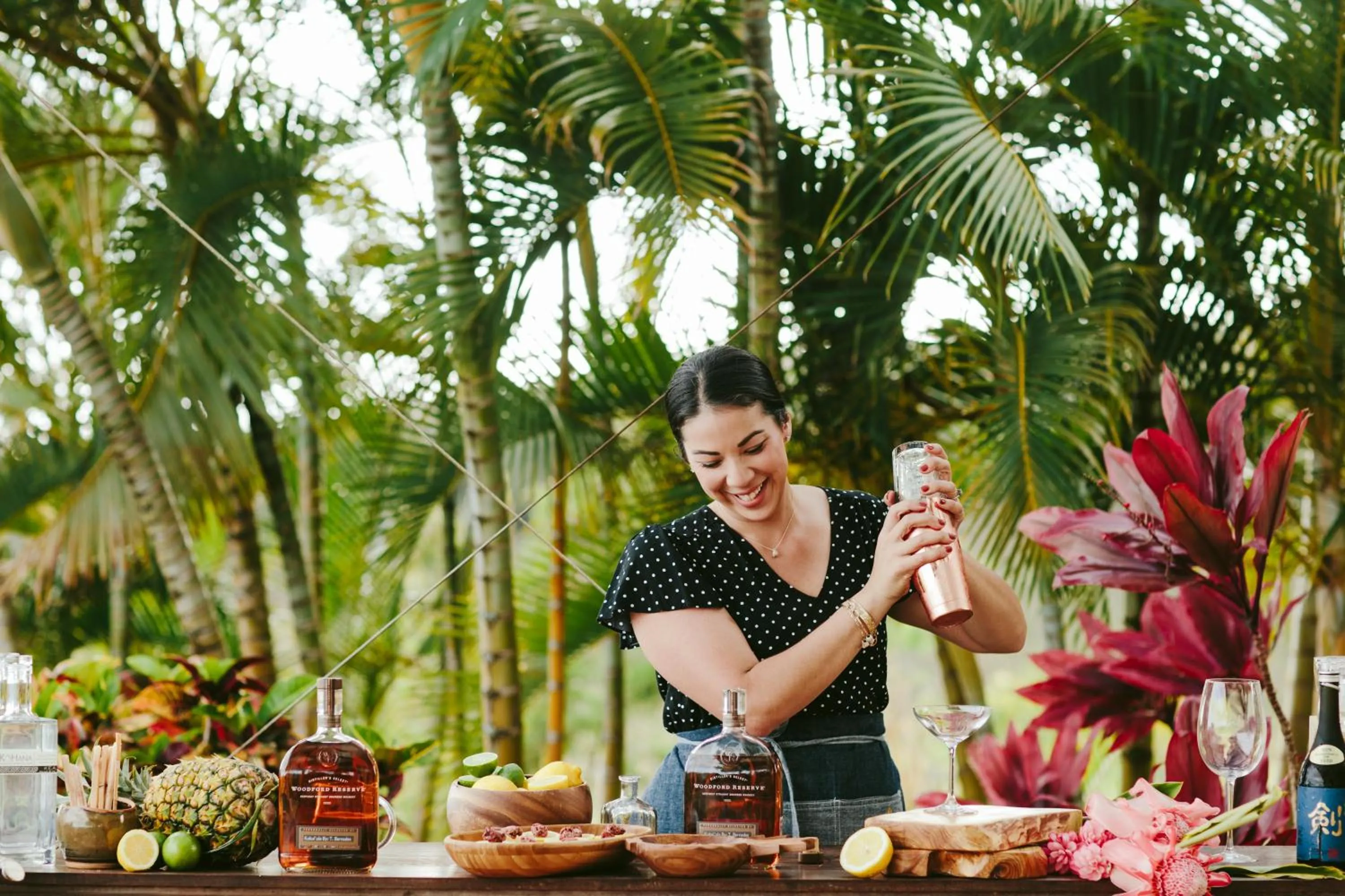 Lounge or bar in The Lodge at Kukuiula - CoralTree Residence Collection