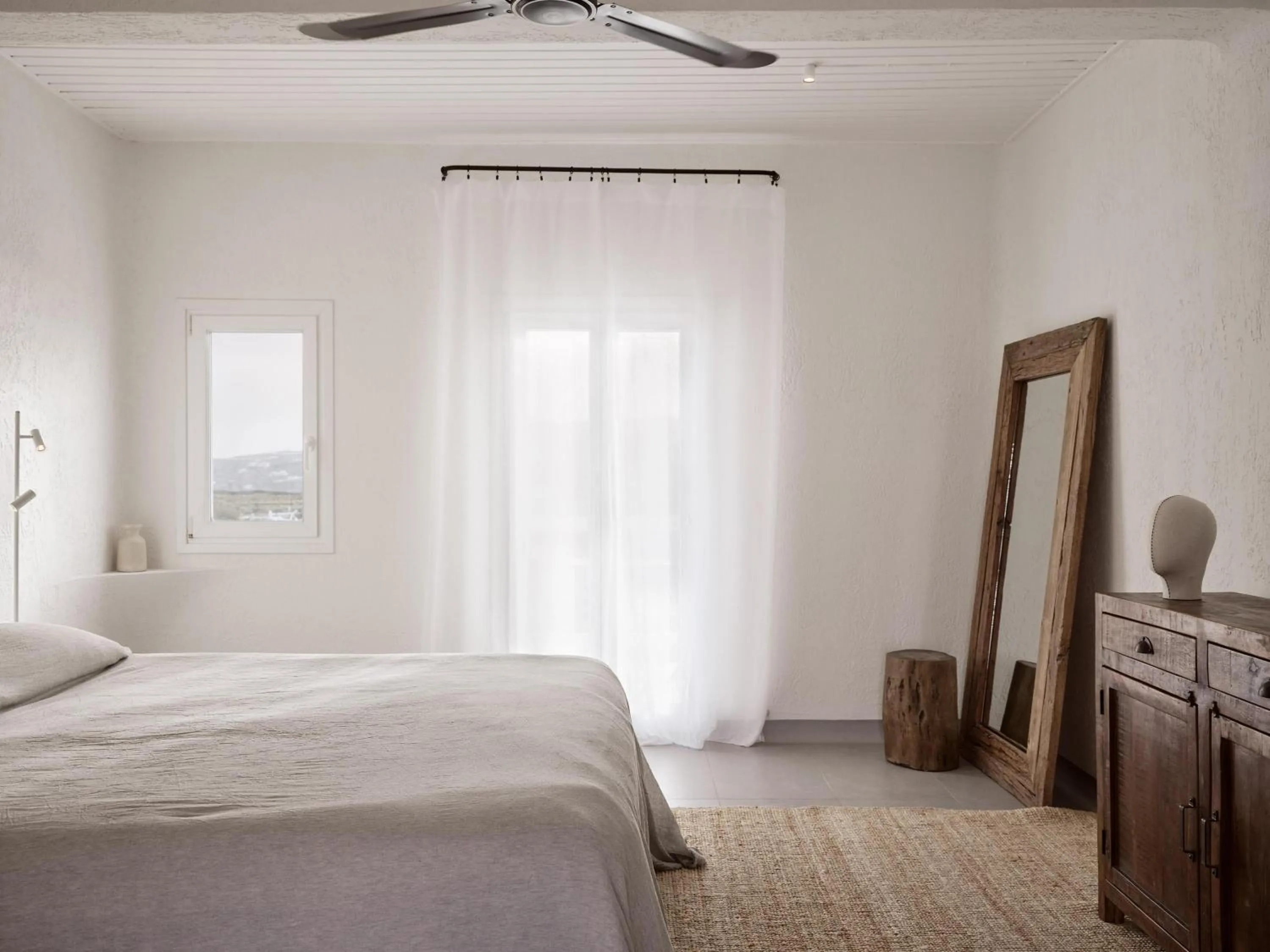 Photo of the whole room, Bed in Boheme Mykonos Town - Small Luxury Hotels of the World