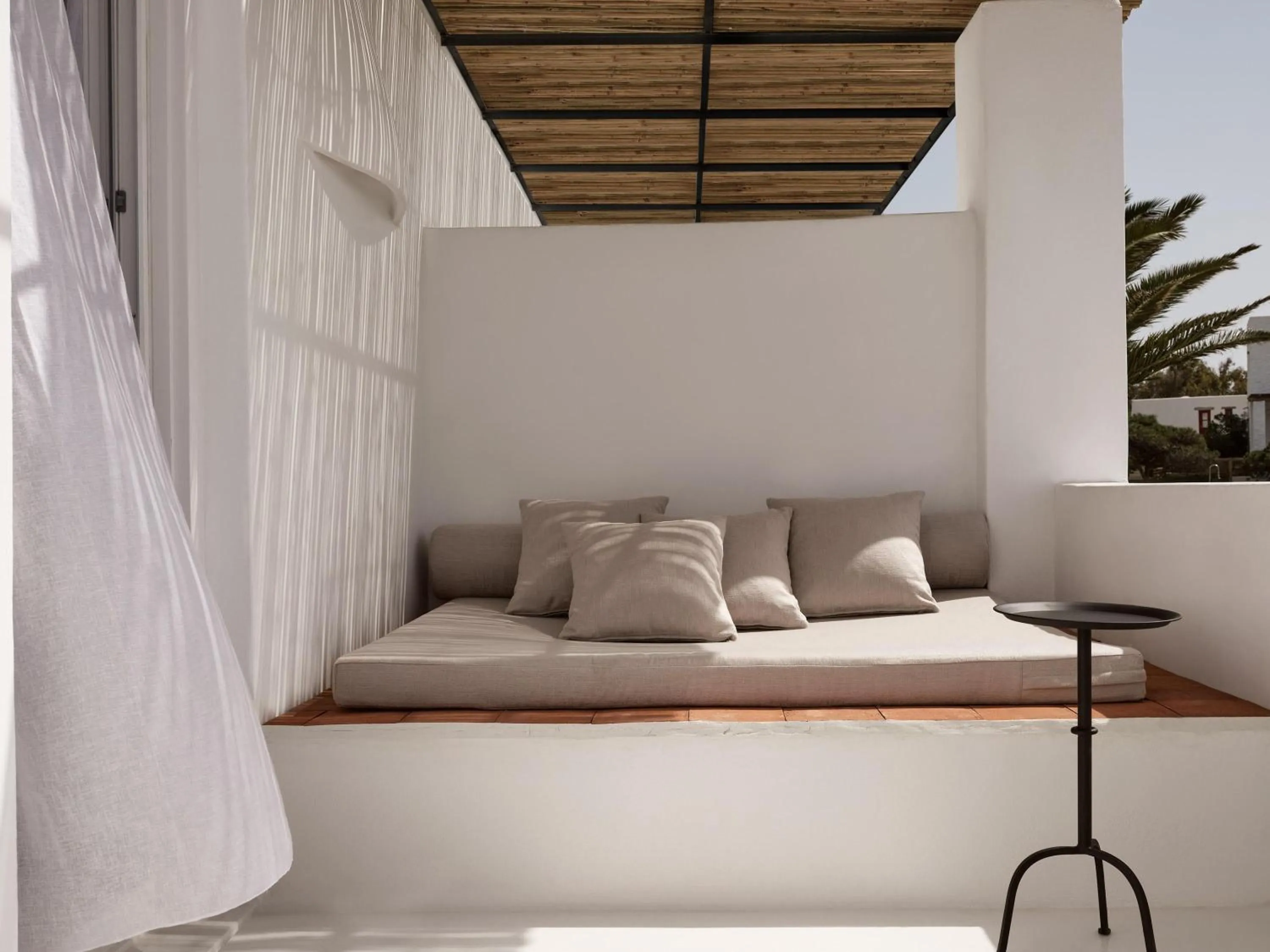 Photo of the whole room, Bed in Boheme Mykonos Town - Small Luxury Hotels of the World