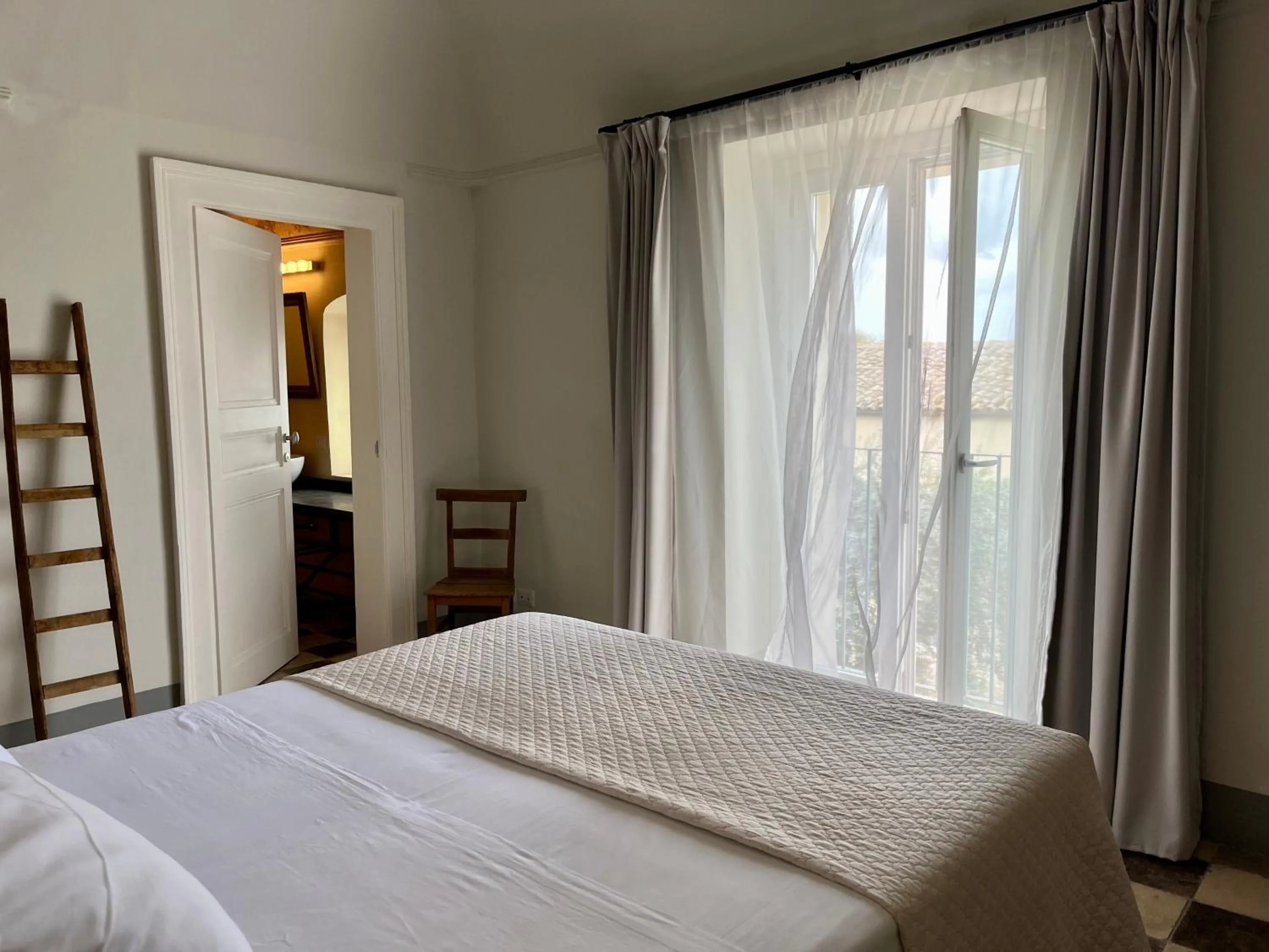 Bedroom, Bed in Dimora di Dante