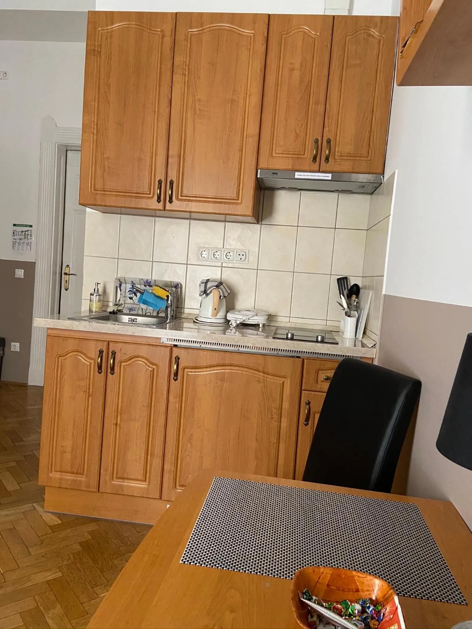 Guest Rest Studio Apartments