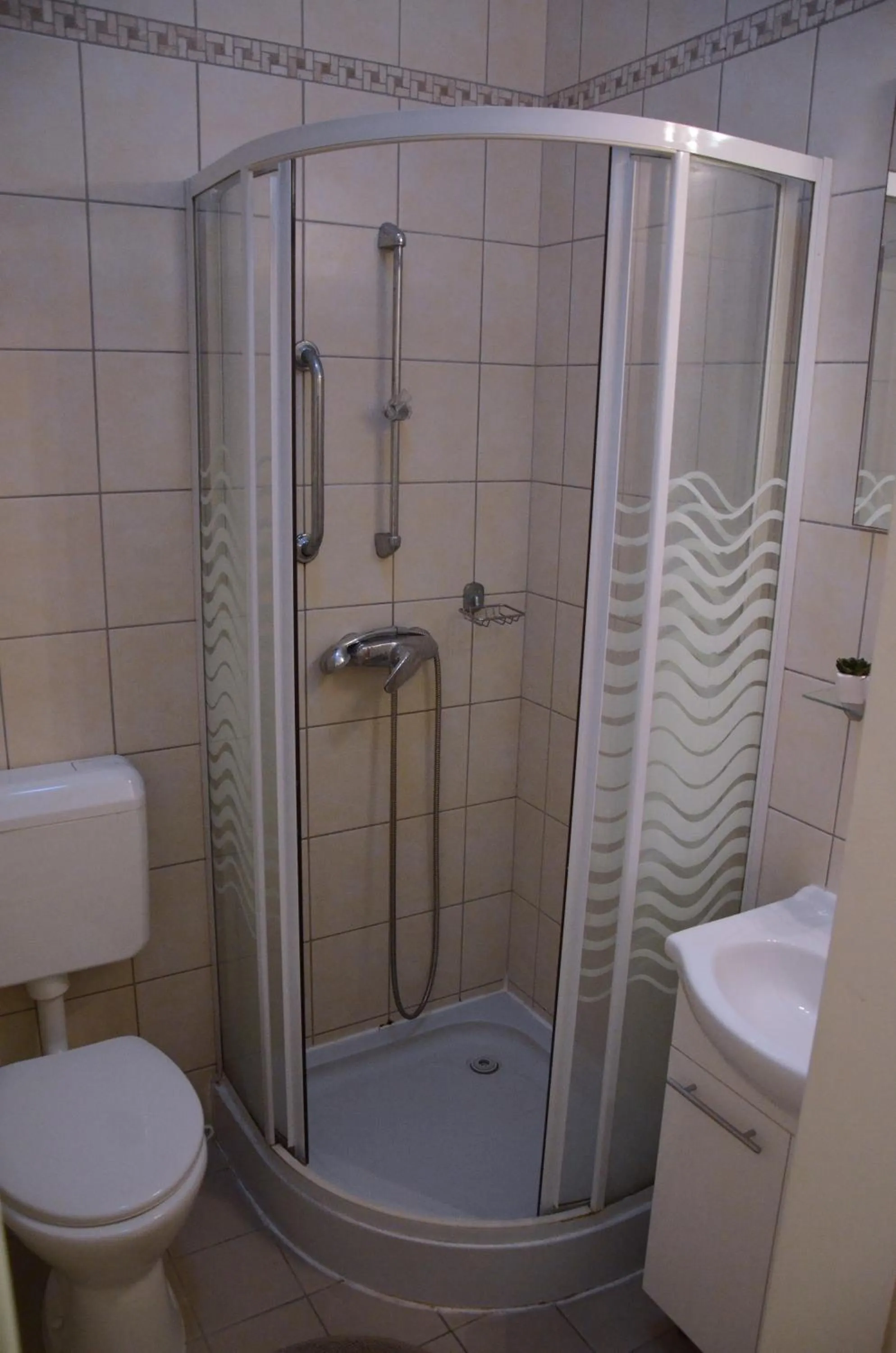 Guest Rest Studio Apartments