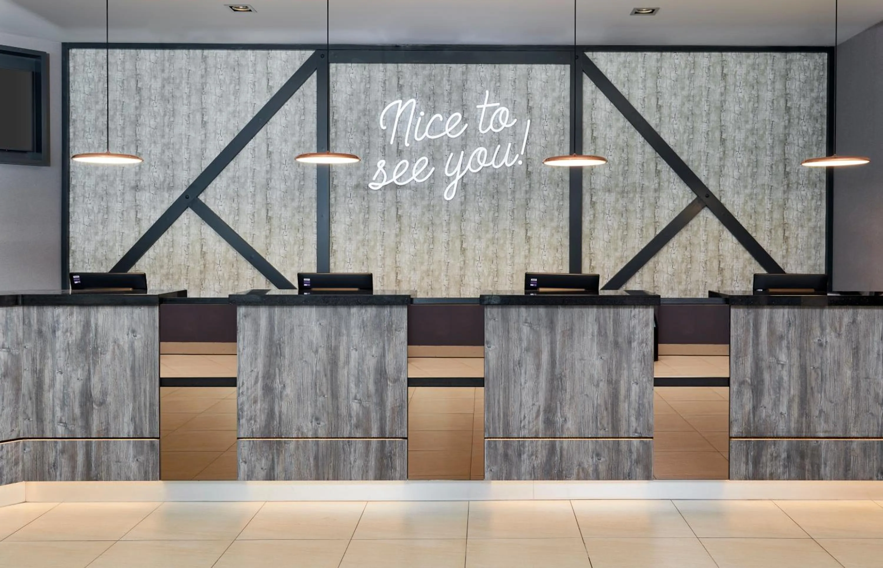 Lobby or reception in Leonardo Hotel Sheffield