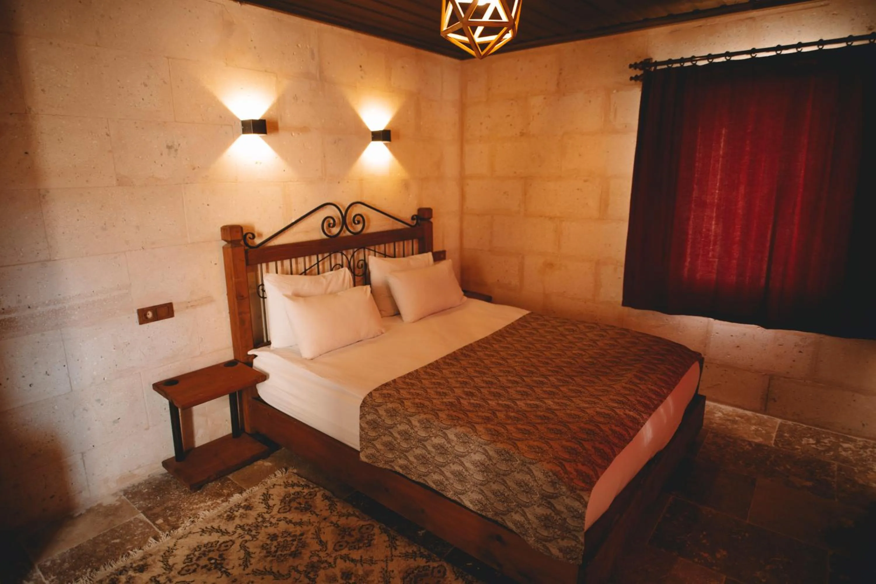 Bed in Çavuşin Cave House-Cappadocia