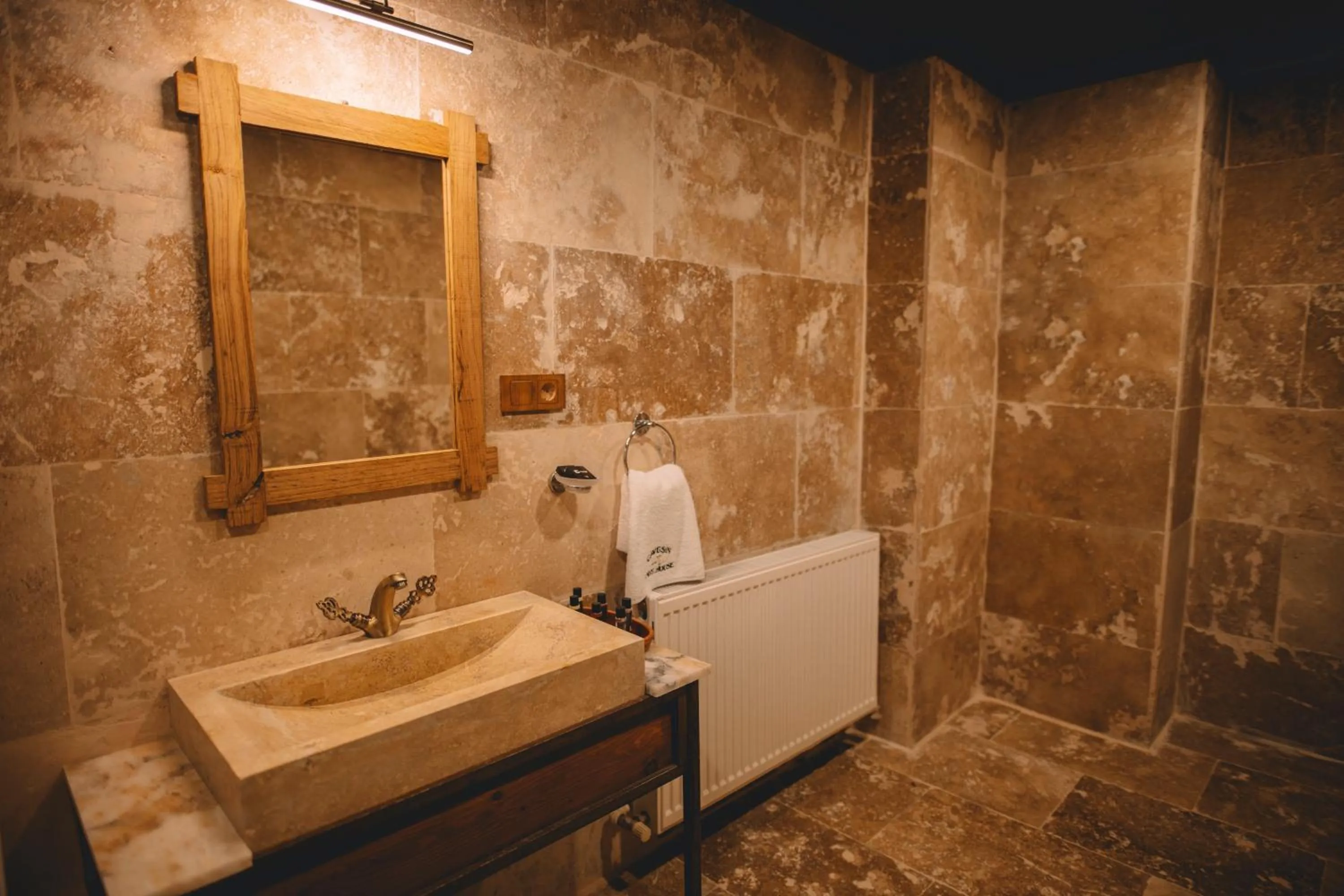 Çavuşin Cave House-Cappadocia