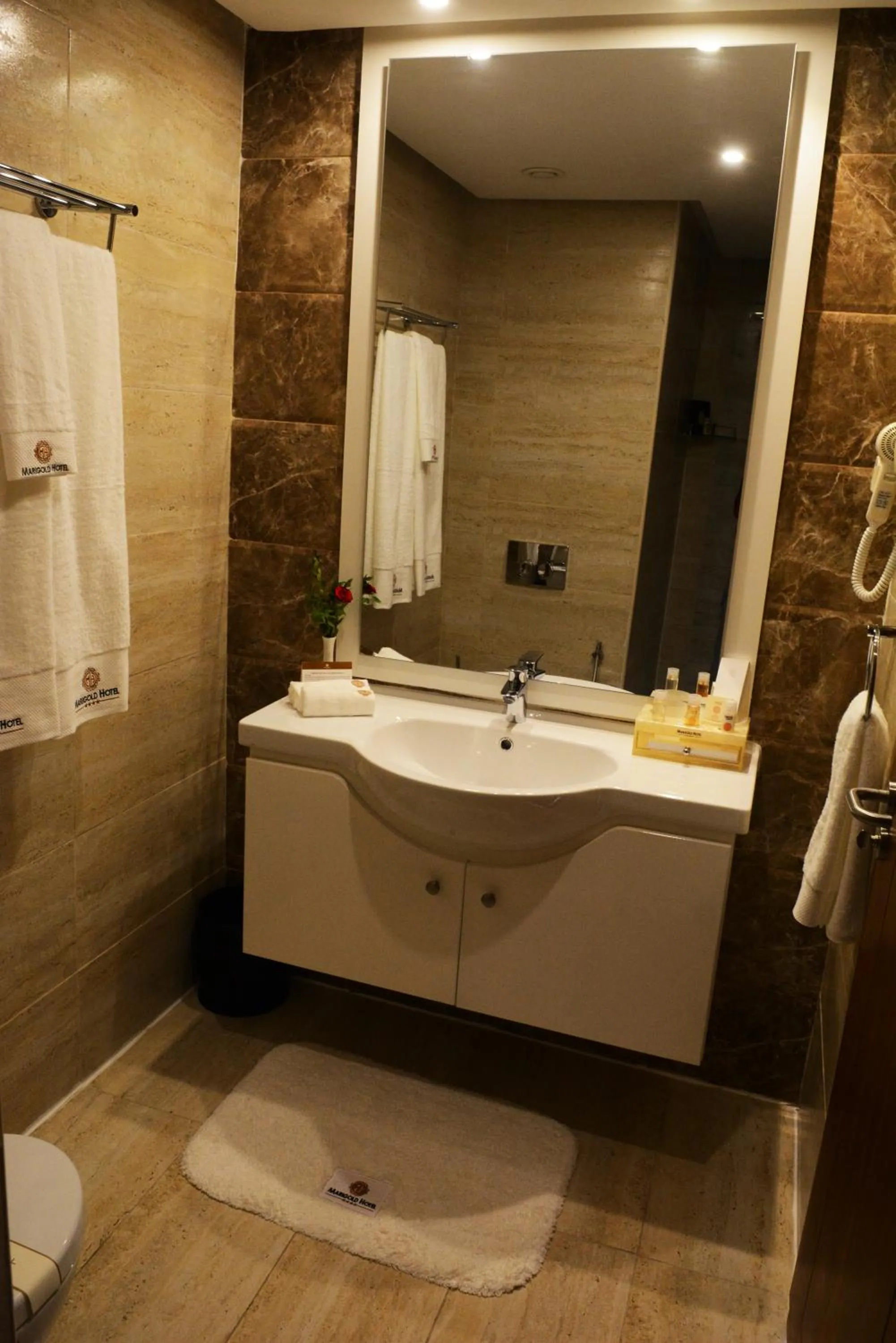 Bathroom in Marigold Hotel