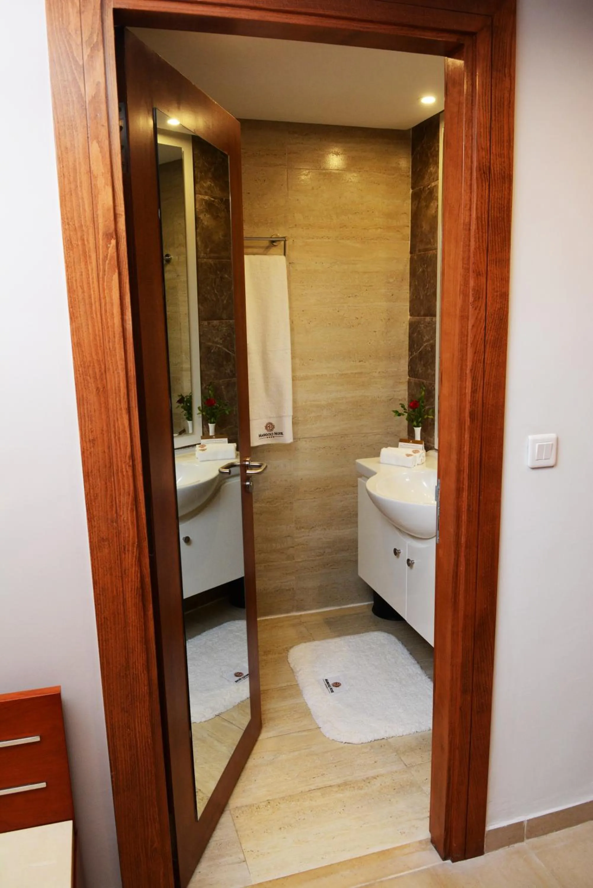 Bathroom in Marigold Hotel