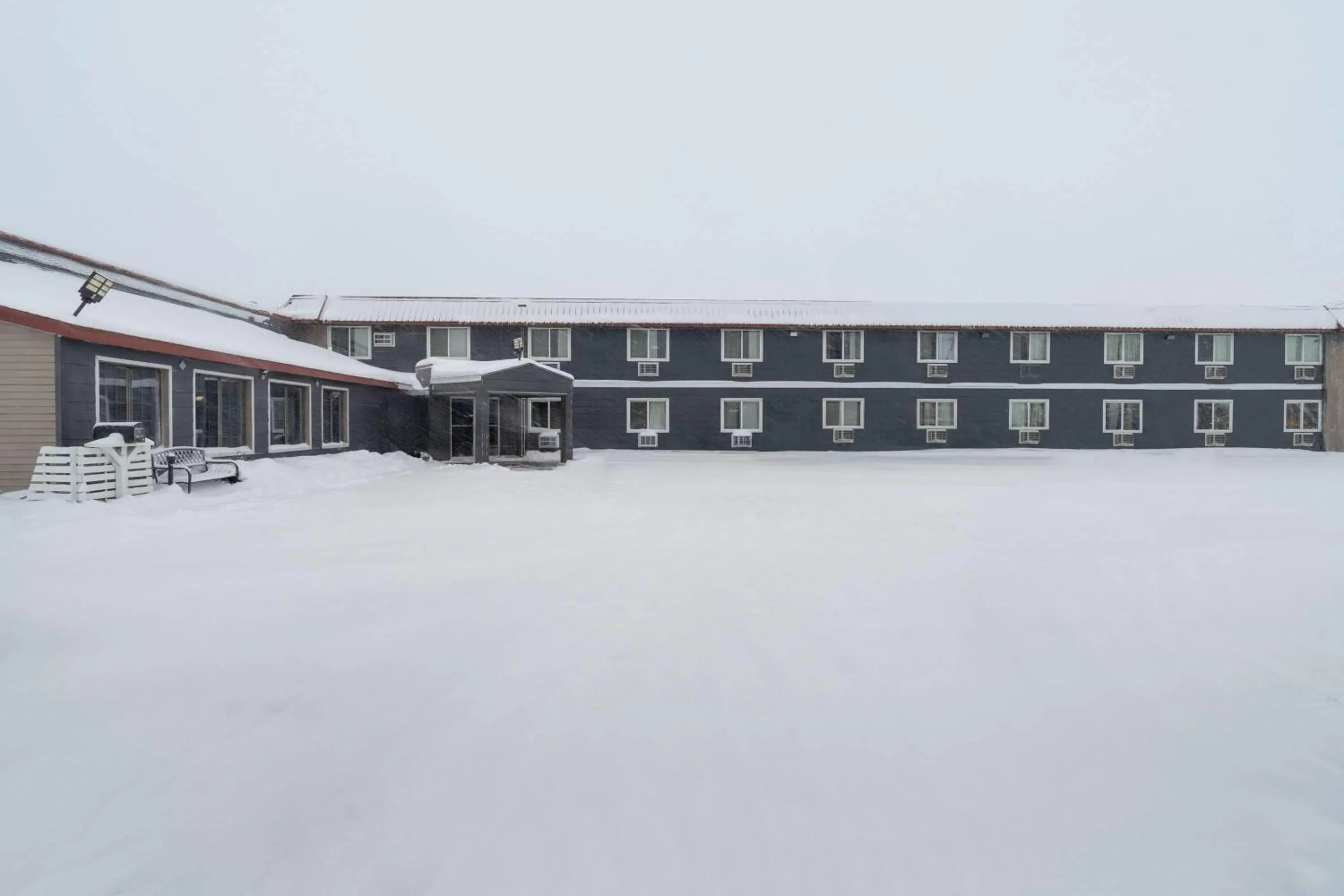 Property building in Sauk River Inn & Suites, a Travelodge by Wyndham