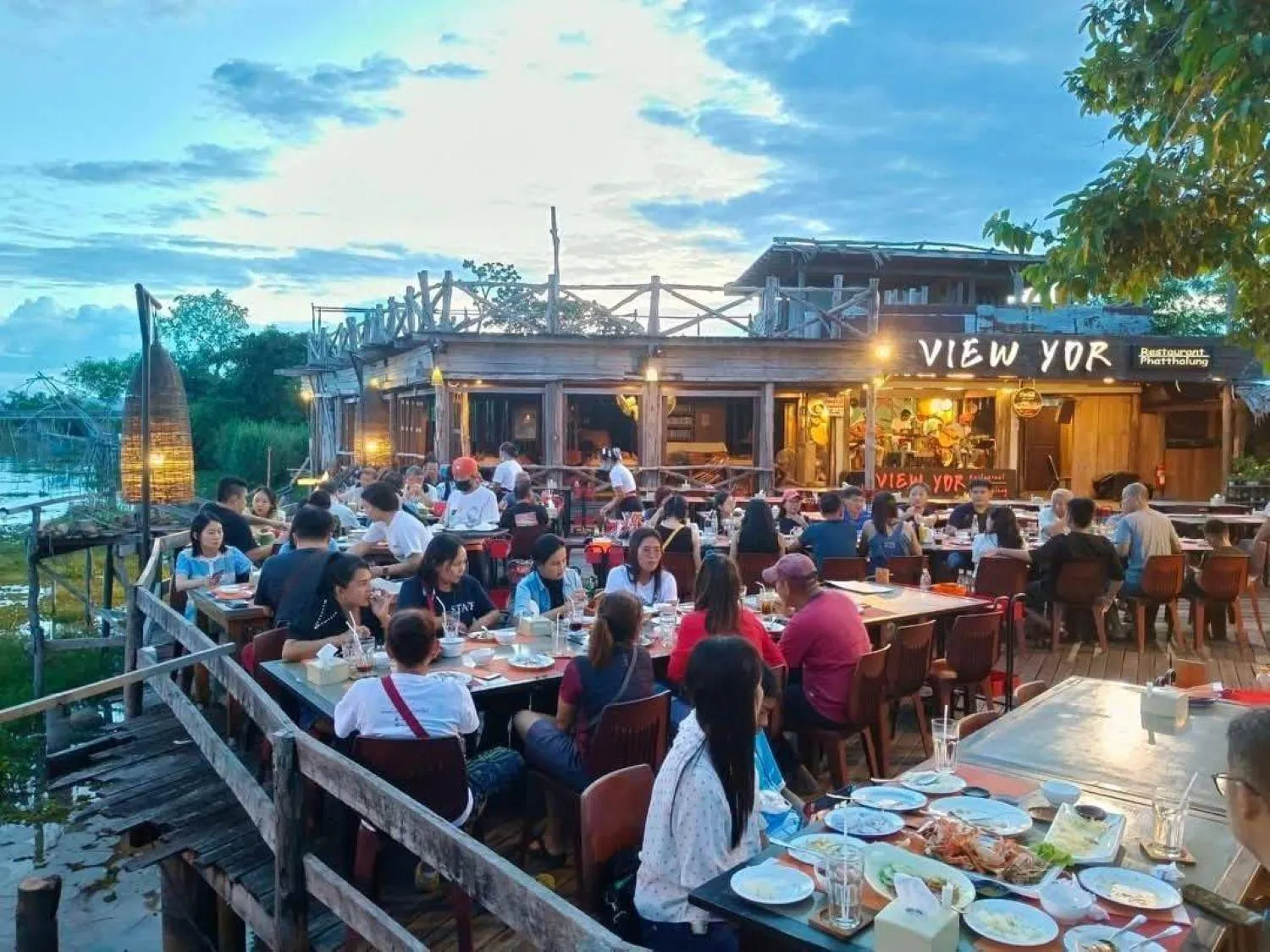 Restaurant/places to eat in Sripakpra Boutique Resort Phatthalung