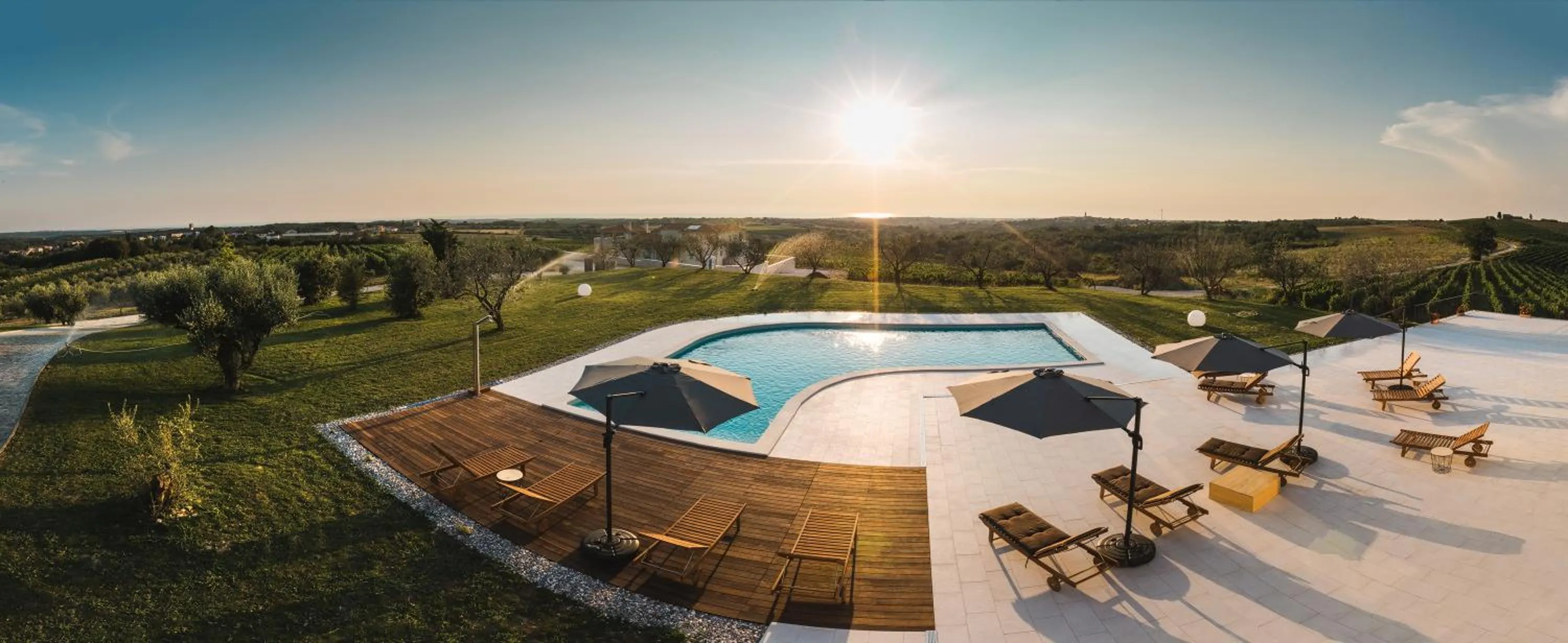 Day in Wine Residence Cattunar