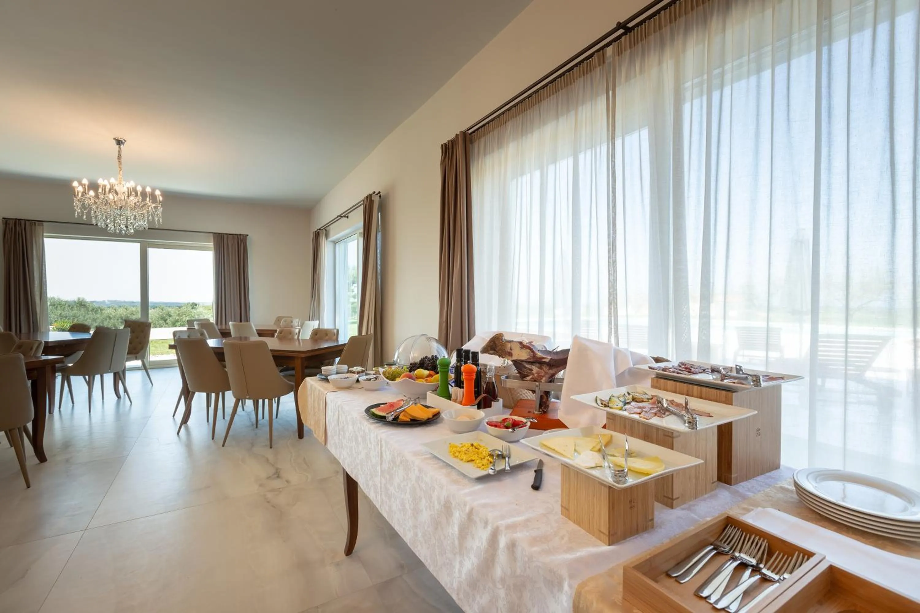 Food and drinks in Wine Residence Cattunar