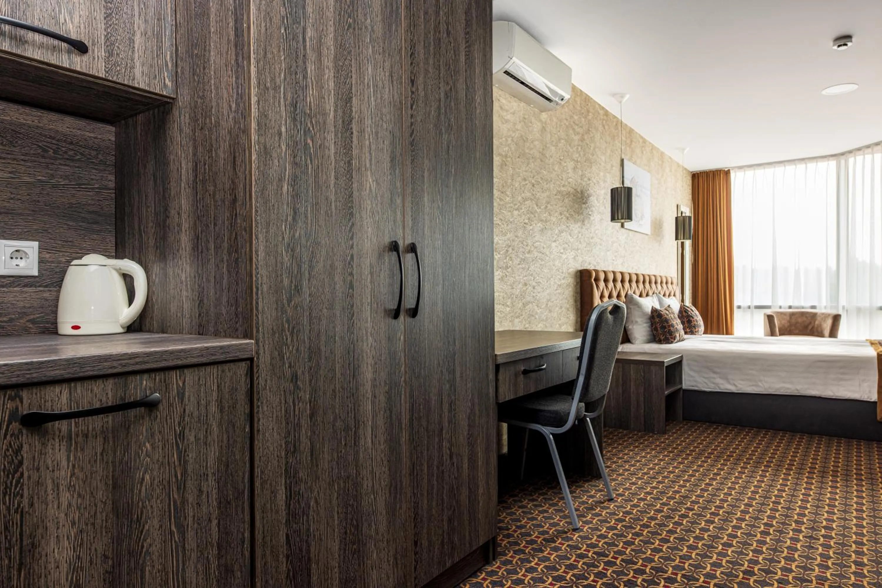 Bed in Resort Hotel Elija