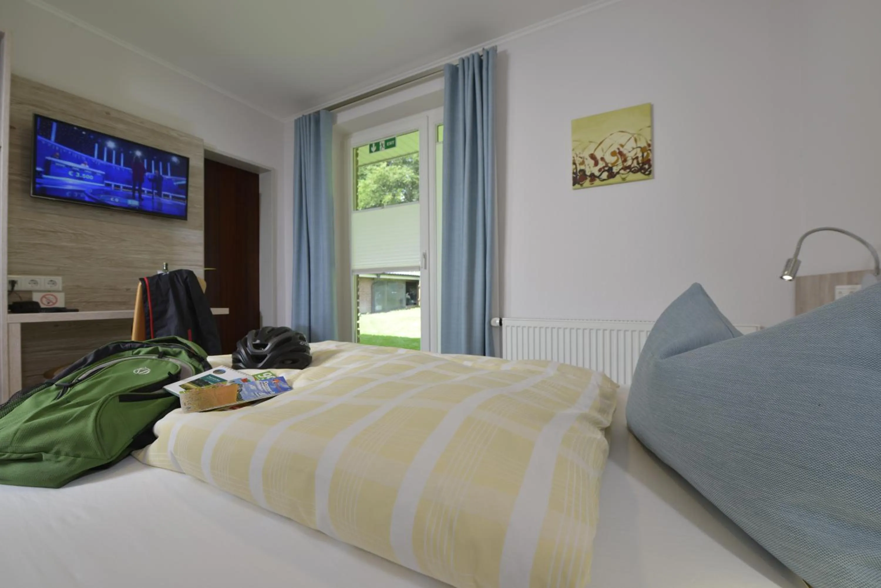 Photo of the whole room, Bed in Hotel Land-gut-Hotel Wahlde