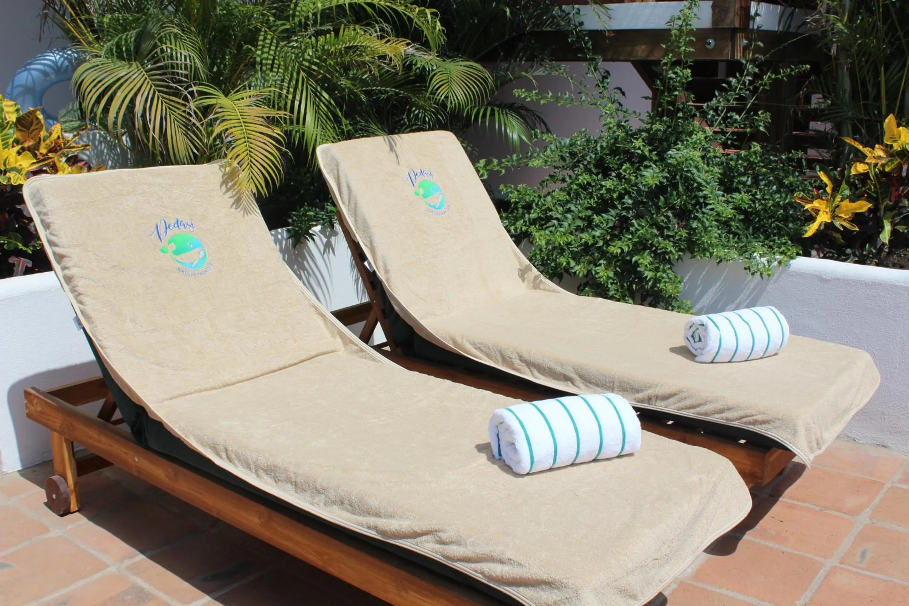 Swimming pool in Hotel Pedasí Nature Paradise
