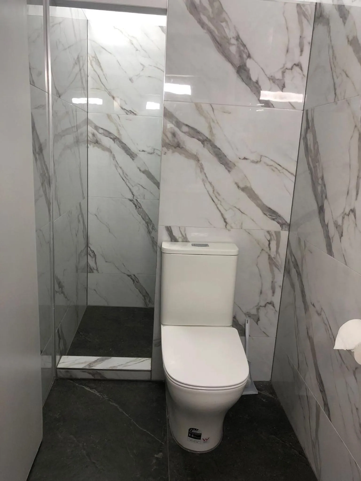 Bathroom in Gladstone CBD Motel