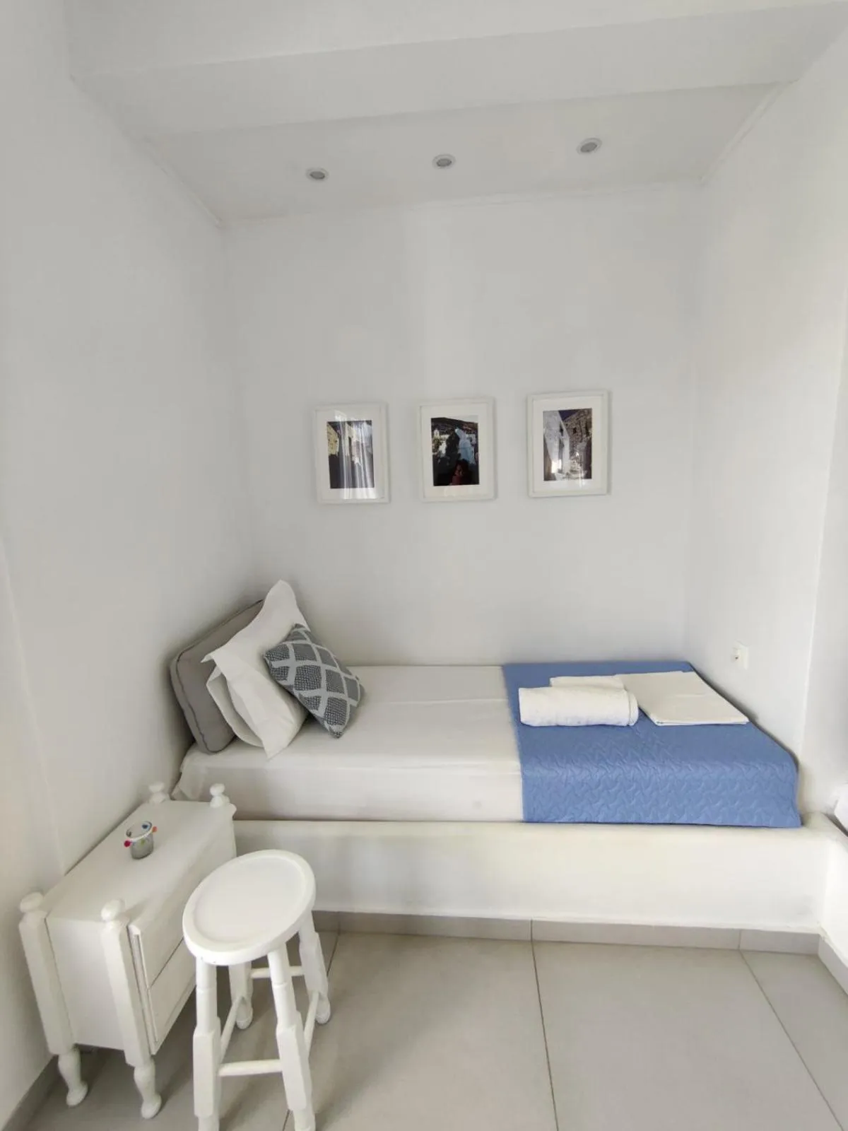 Bed in Drouga's Studios & Suites Astypalaia Greece
