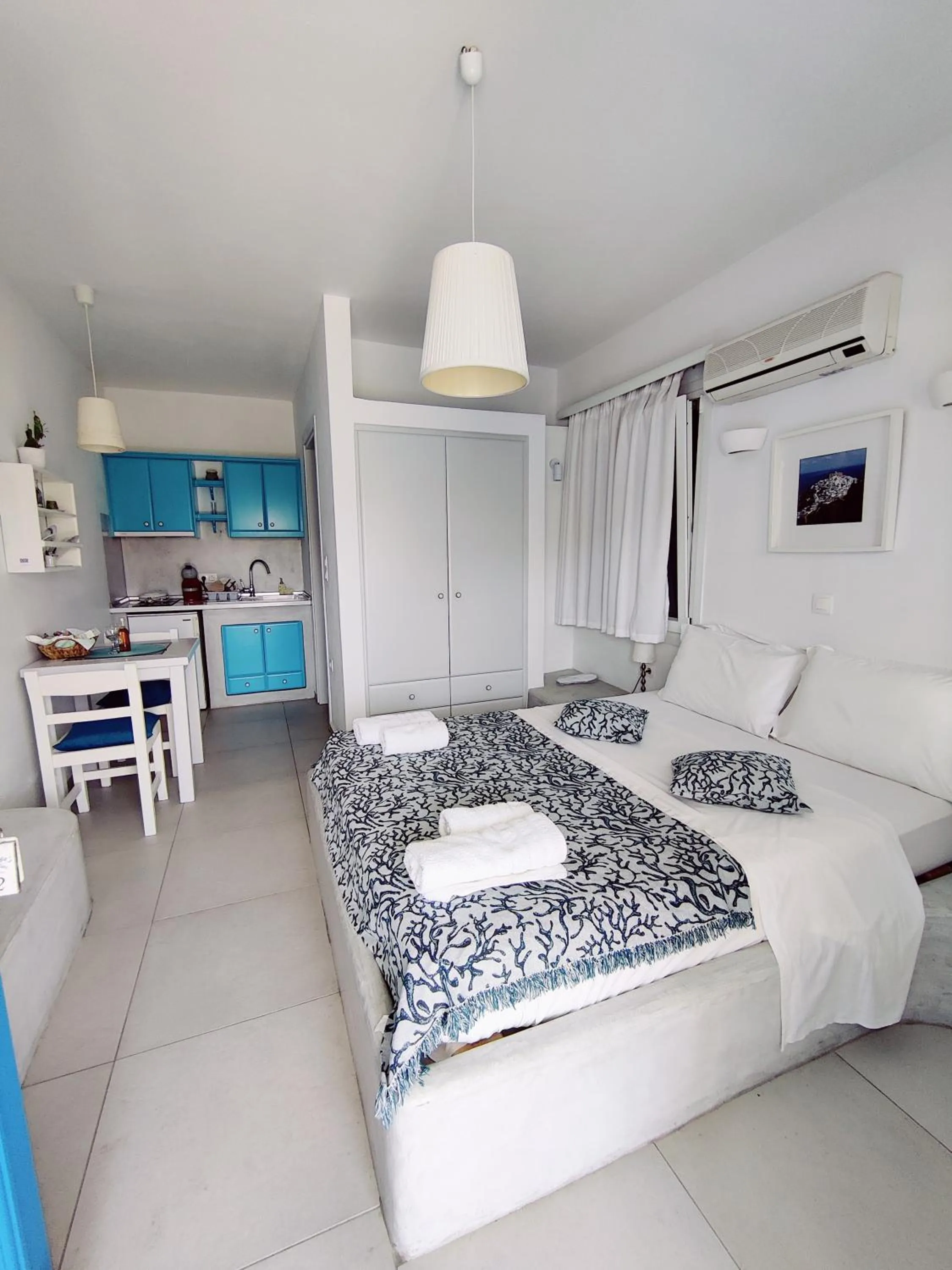 Bed in Drouga's Studios & Suites Astypalaia Greece