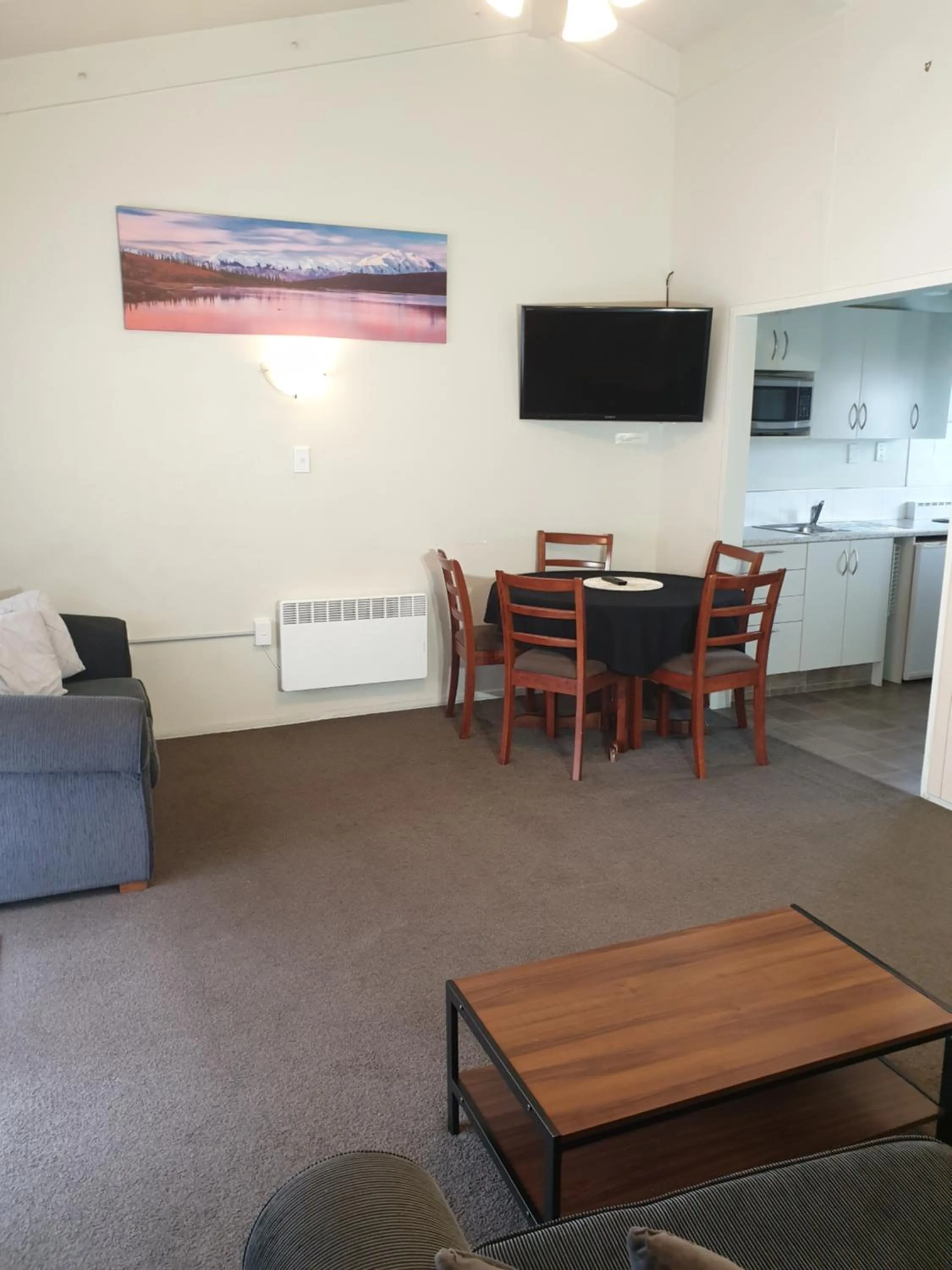 Living room in Northcote Motor Lodge