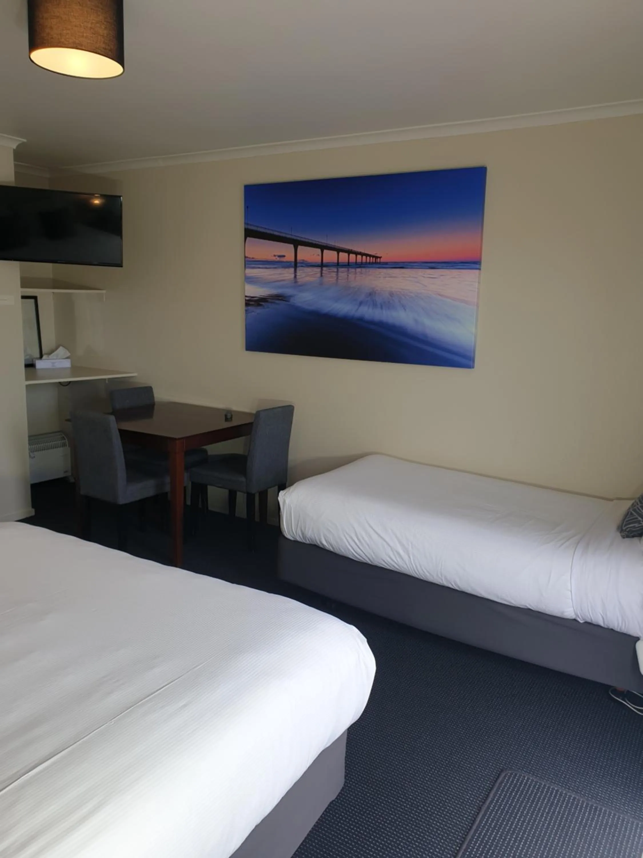 Bed in Northcote Motor Lodge