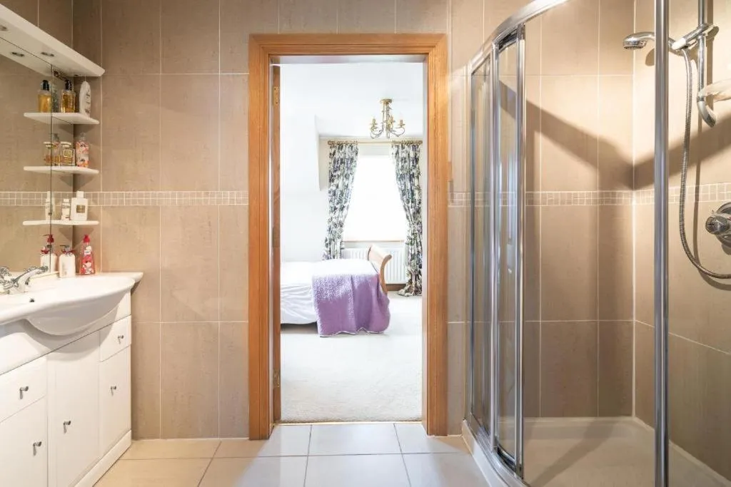 Bathroom in Drum Manor