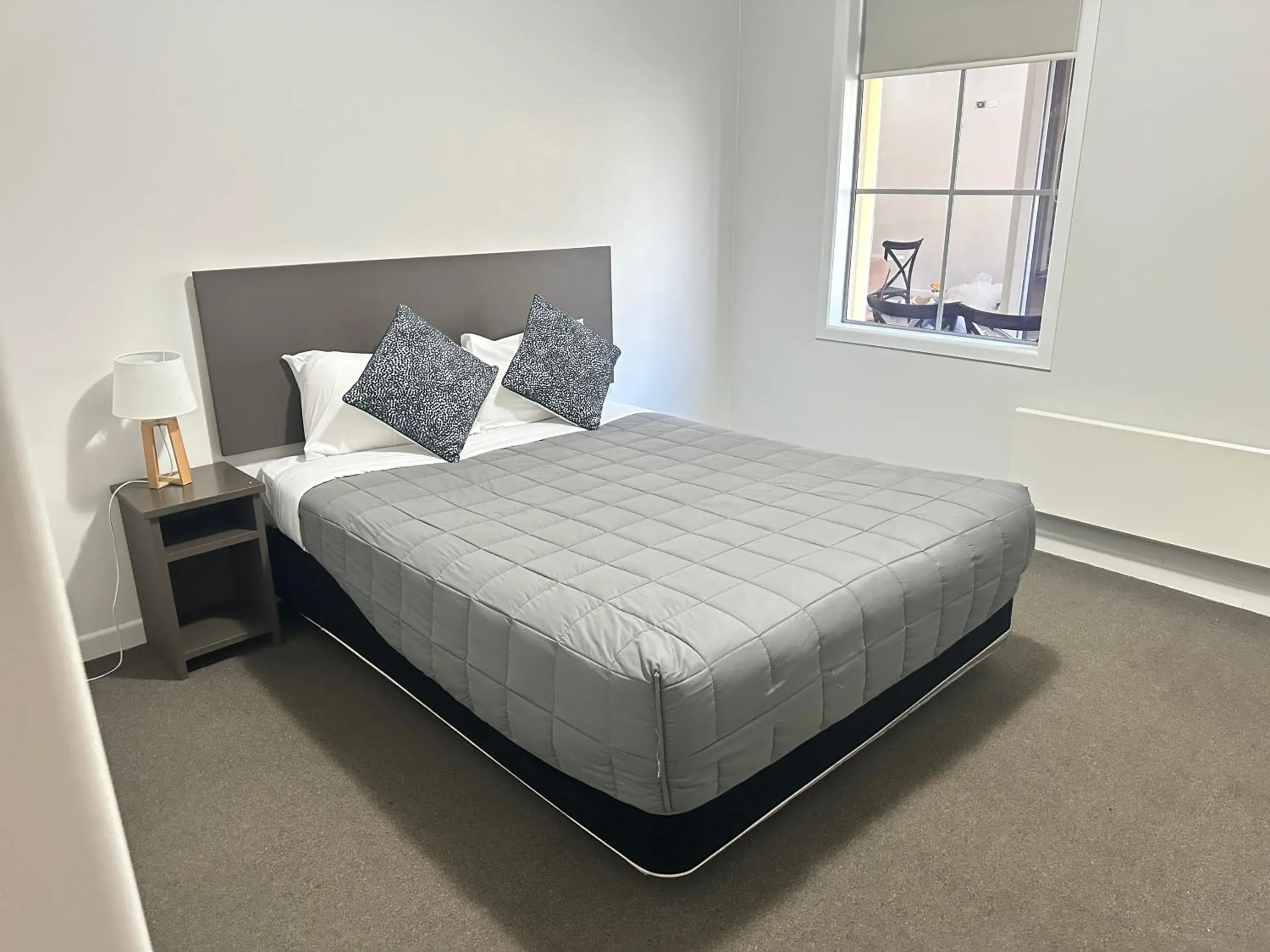 Queen Room in No 1 Motels Queen Room in No 1 Motels