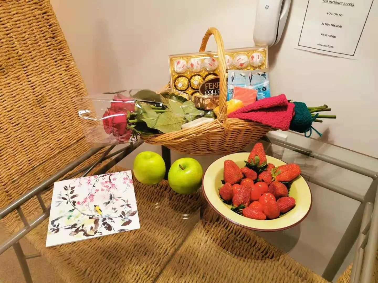 room service in Tresori Motor Lodge