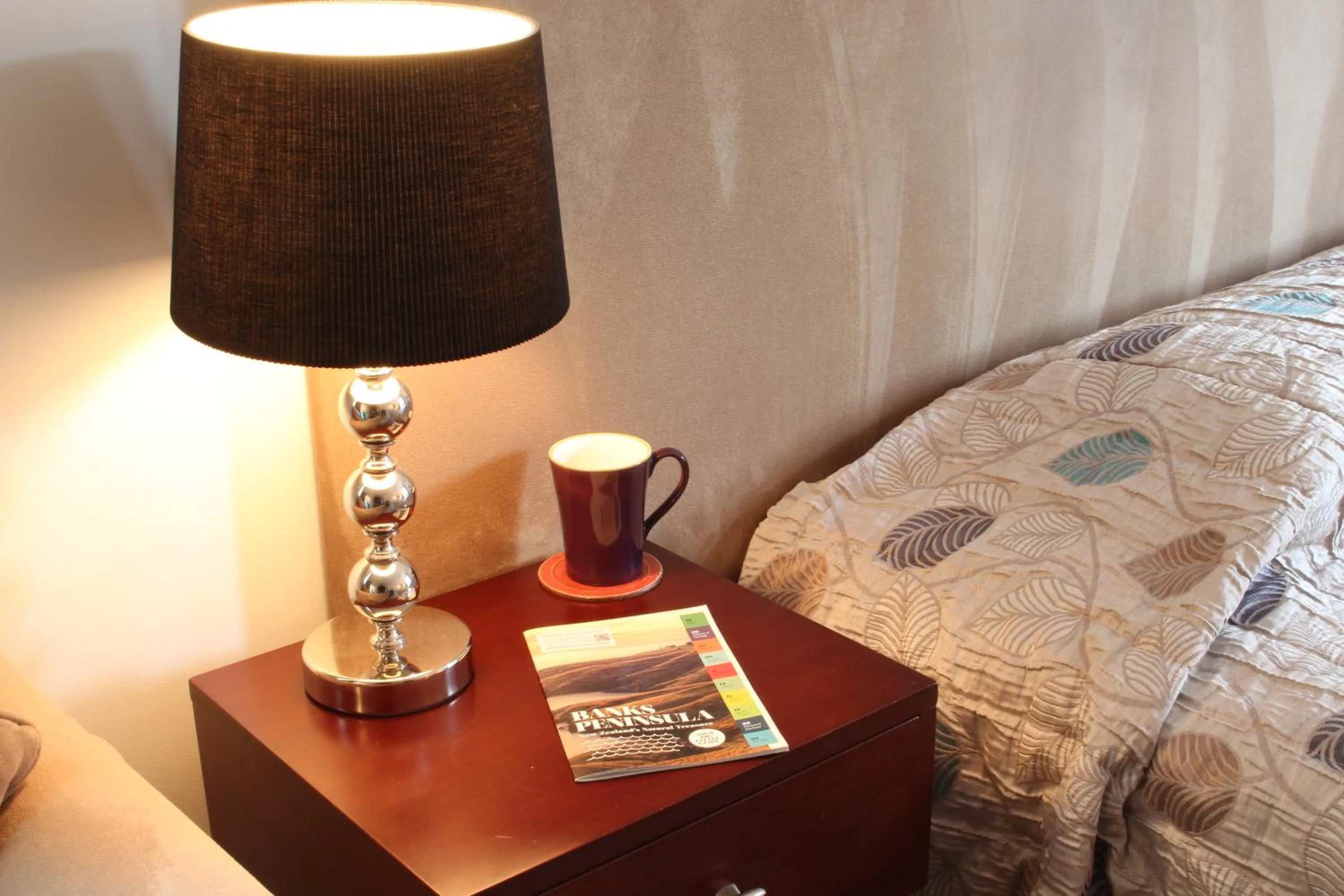 Coffee/tea facilities, Bed in Tresori Motor Lodge