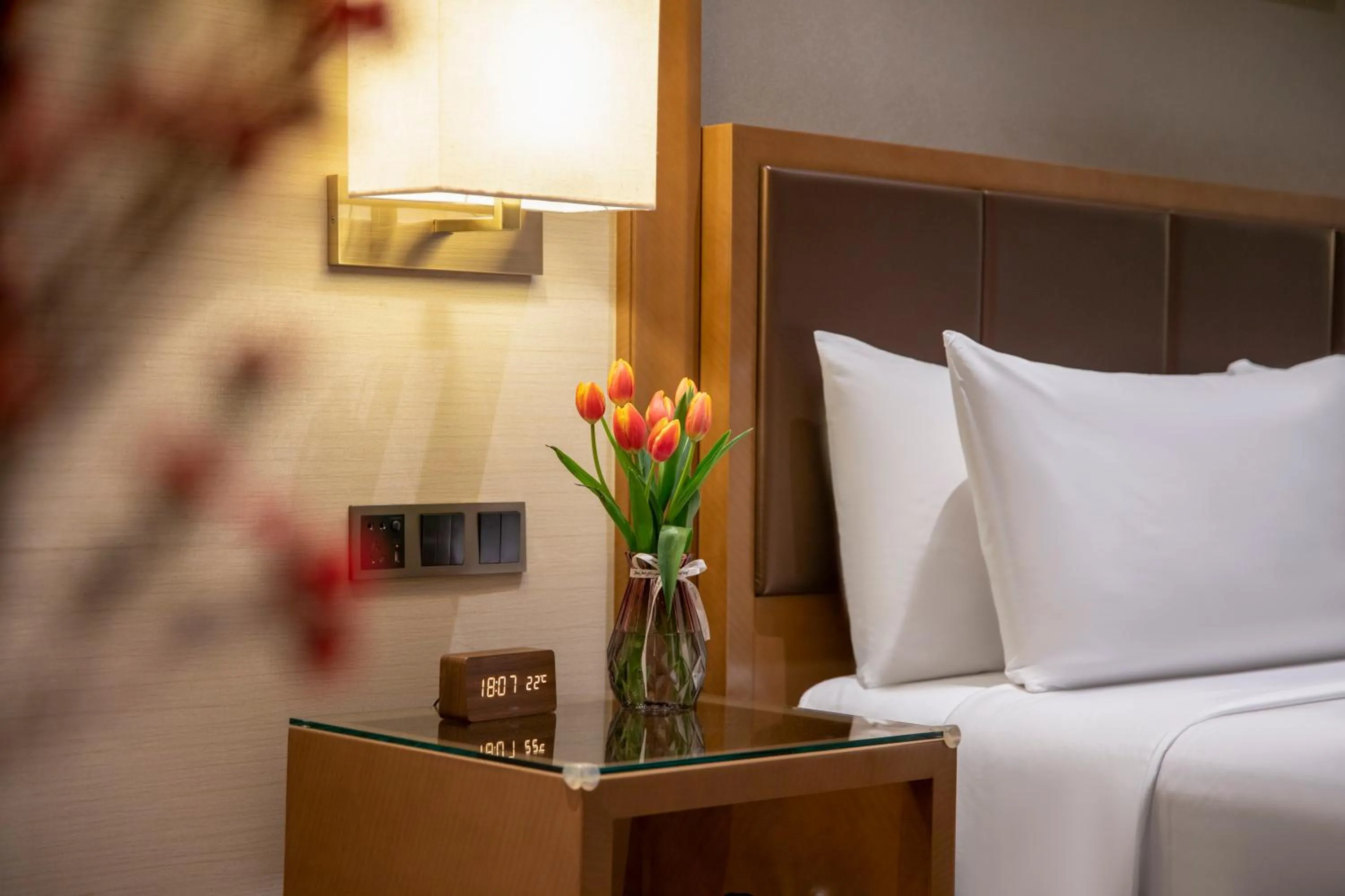 Deluxe King Room - Non-Smoking in Ramada Plaza Pudong Shanghai