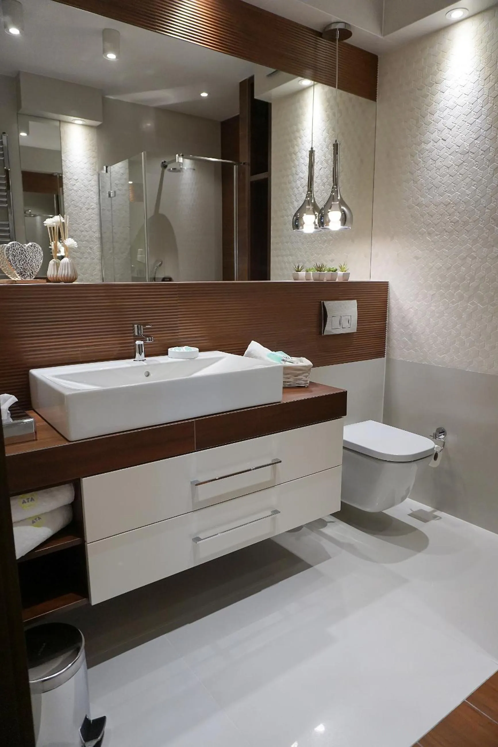 Bathroom in AGA Tenis Apartments by Radwańska