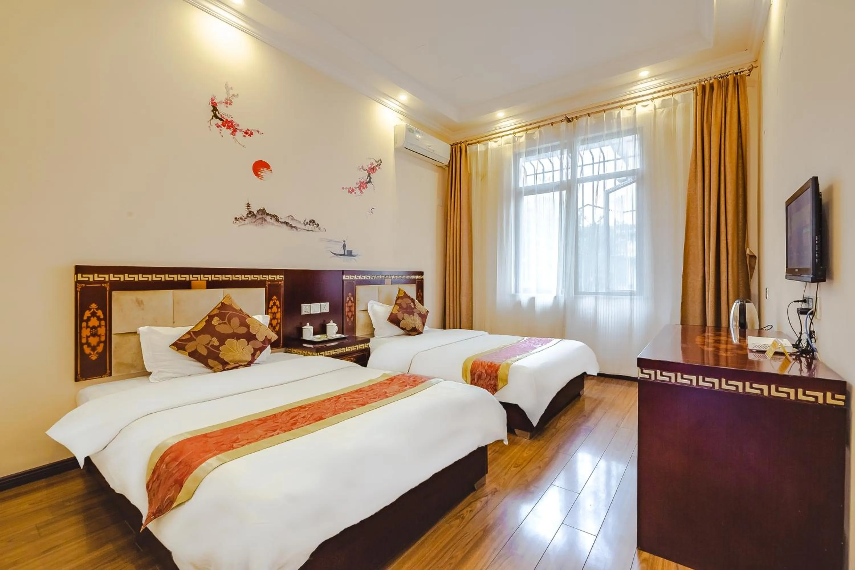 Photo of the whole room, Bed in Holly's Hostel