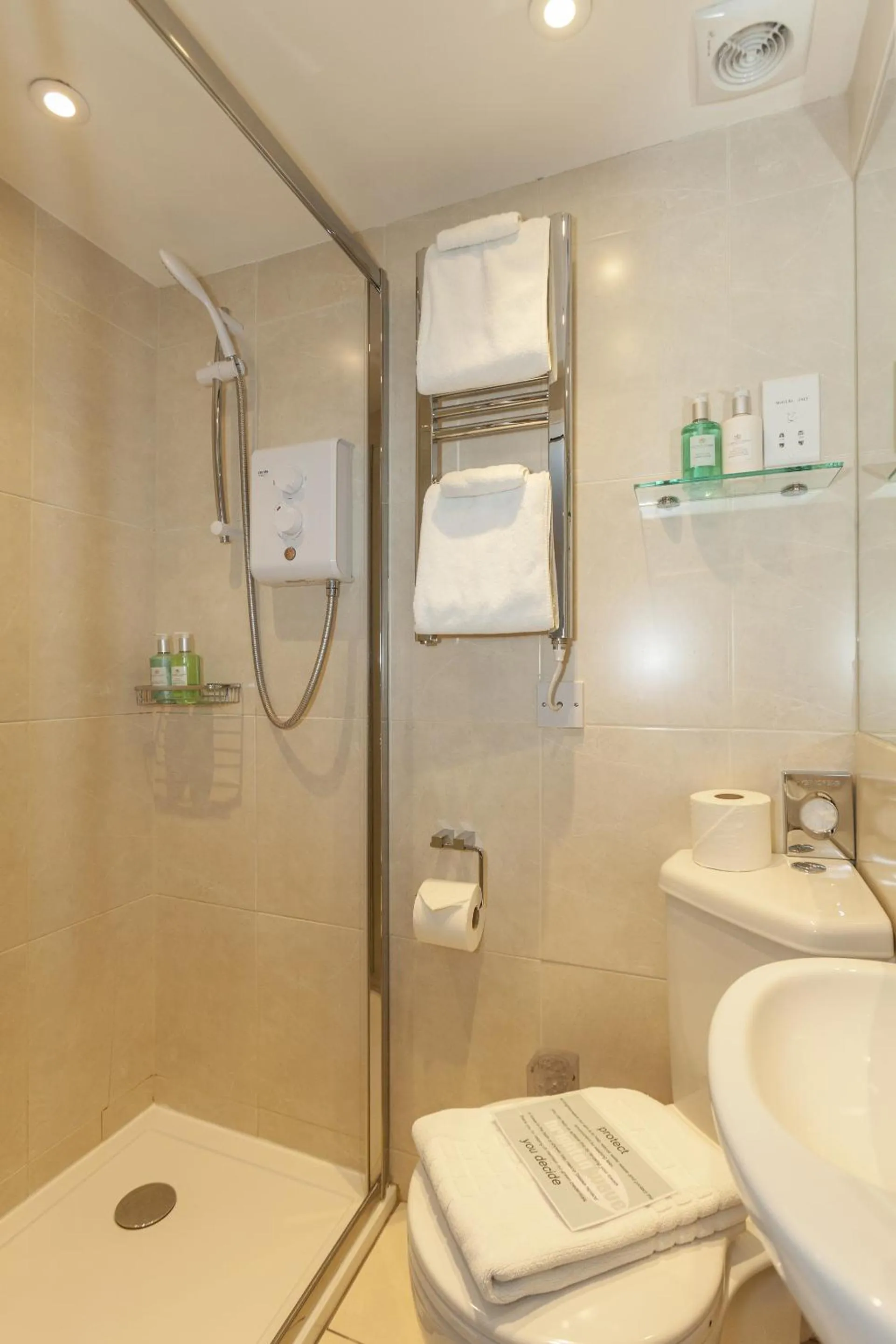 Bathroom in Brightonwave