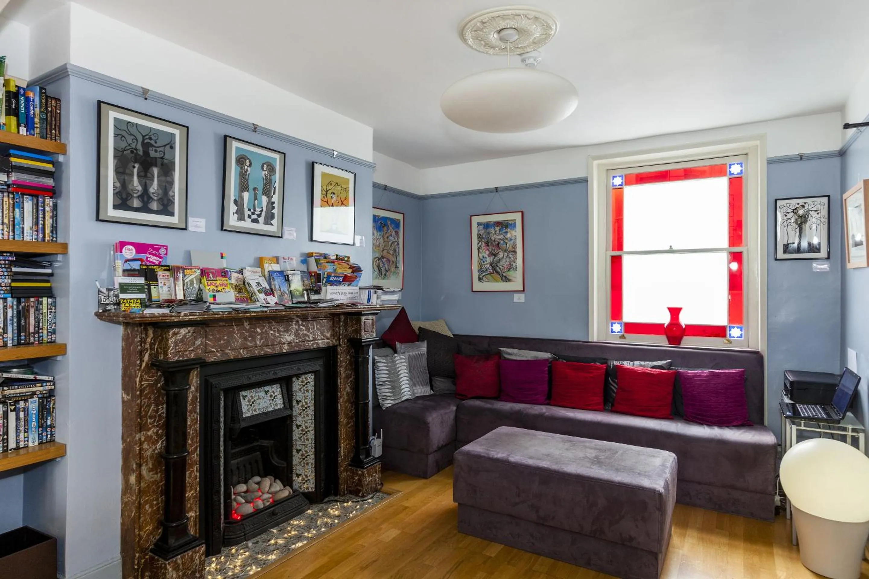 Living room in Brightonwave