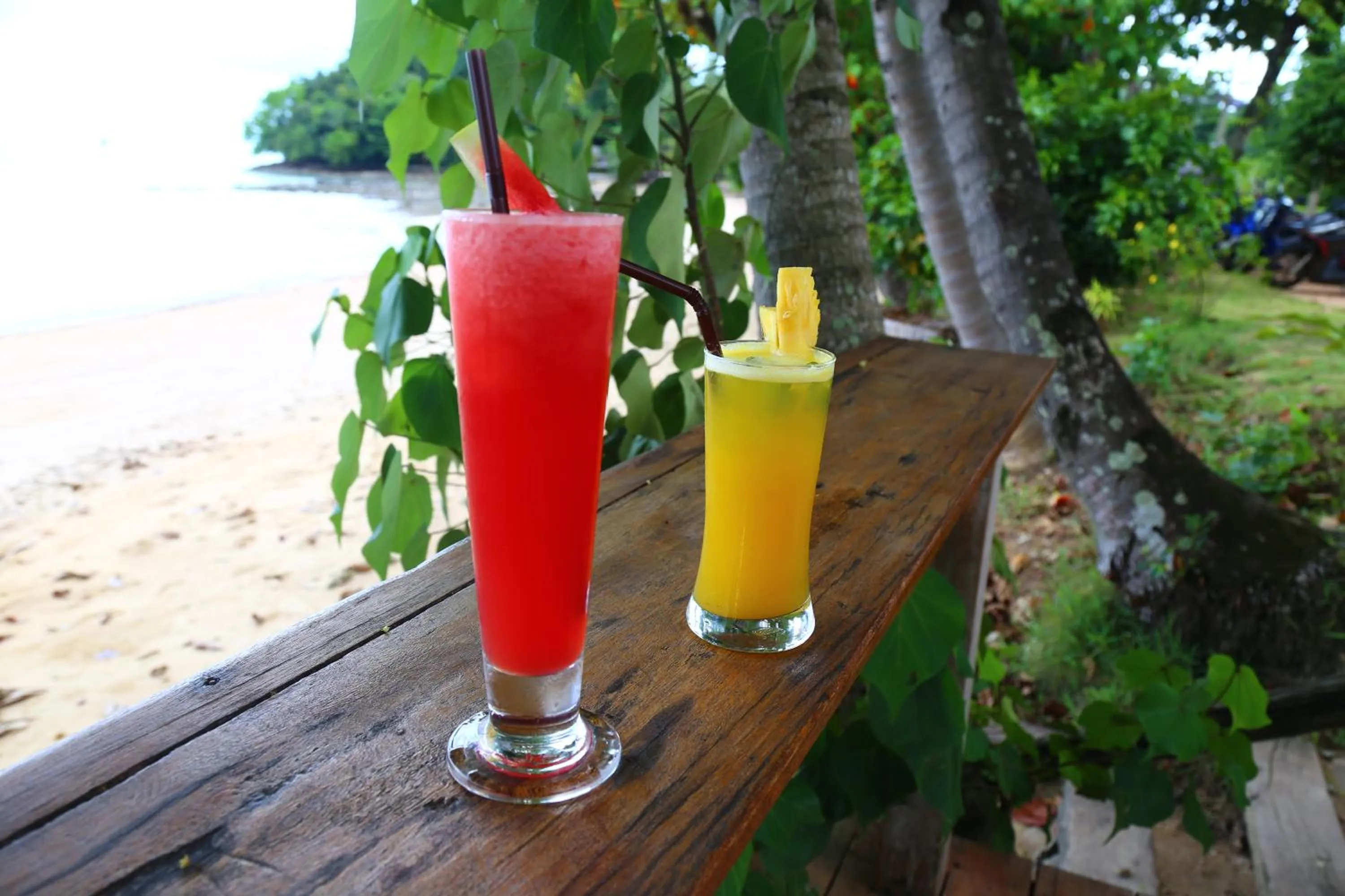 Food and drinks in Laguna Villas Boutique Hotel