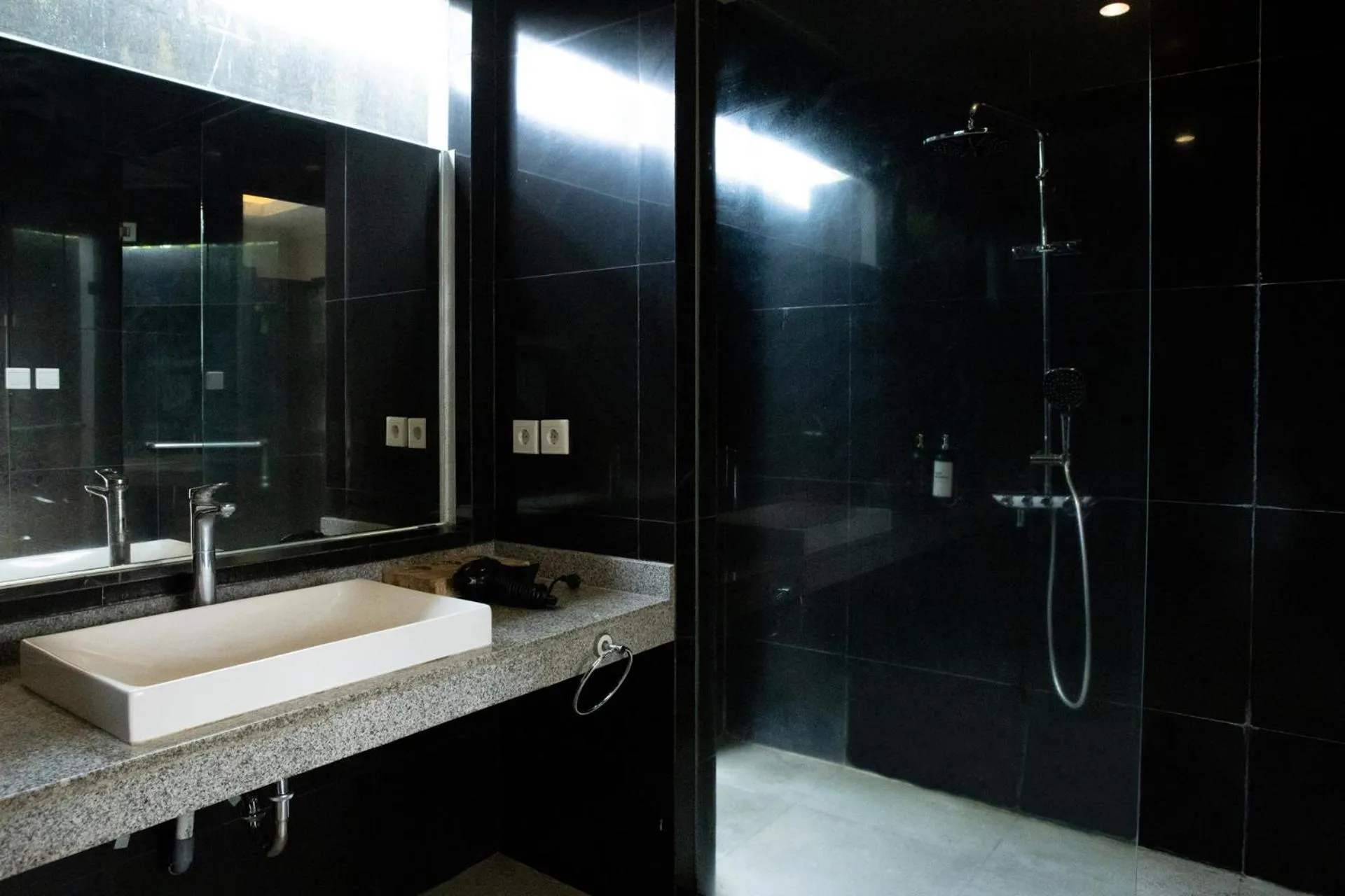 Bathroom in White Lotus Villas Seminyak