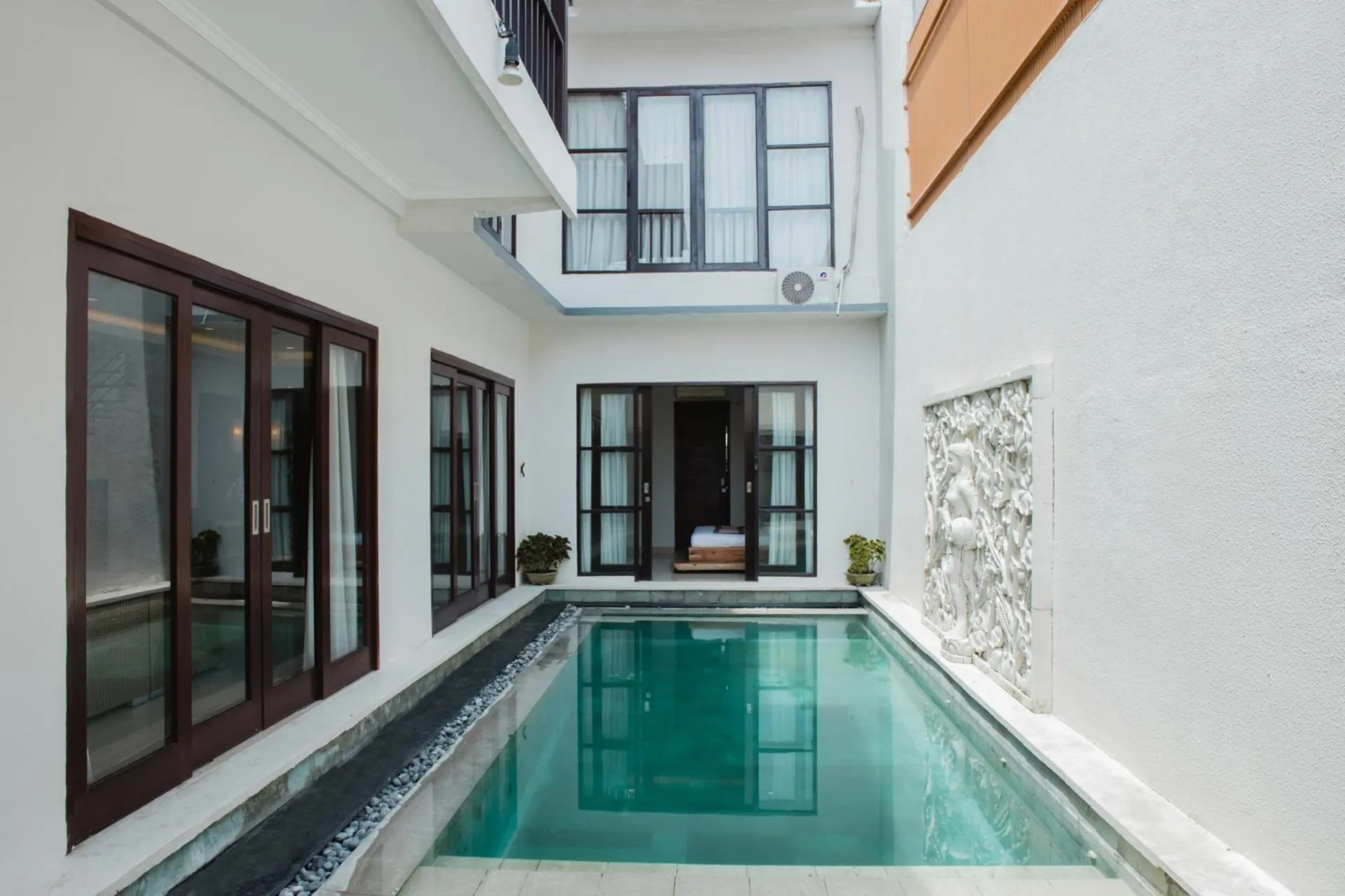 Swimming pool in White Lotus Villas Seminyak