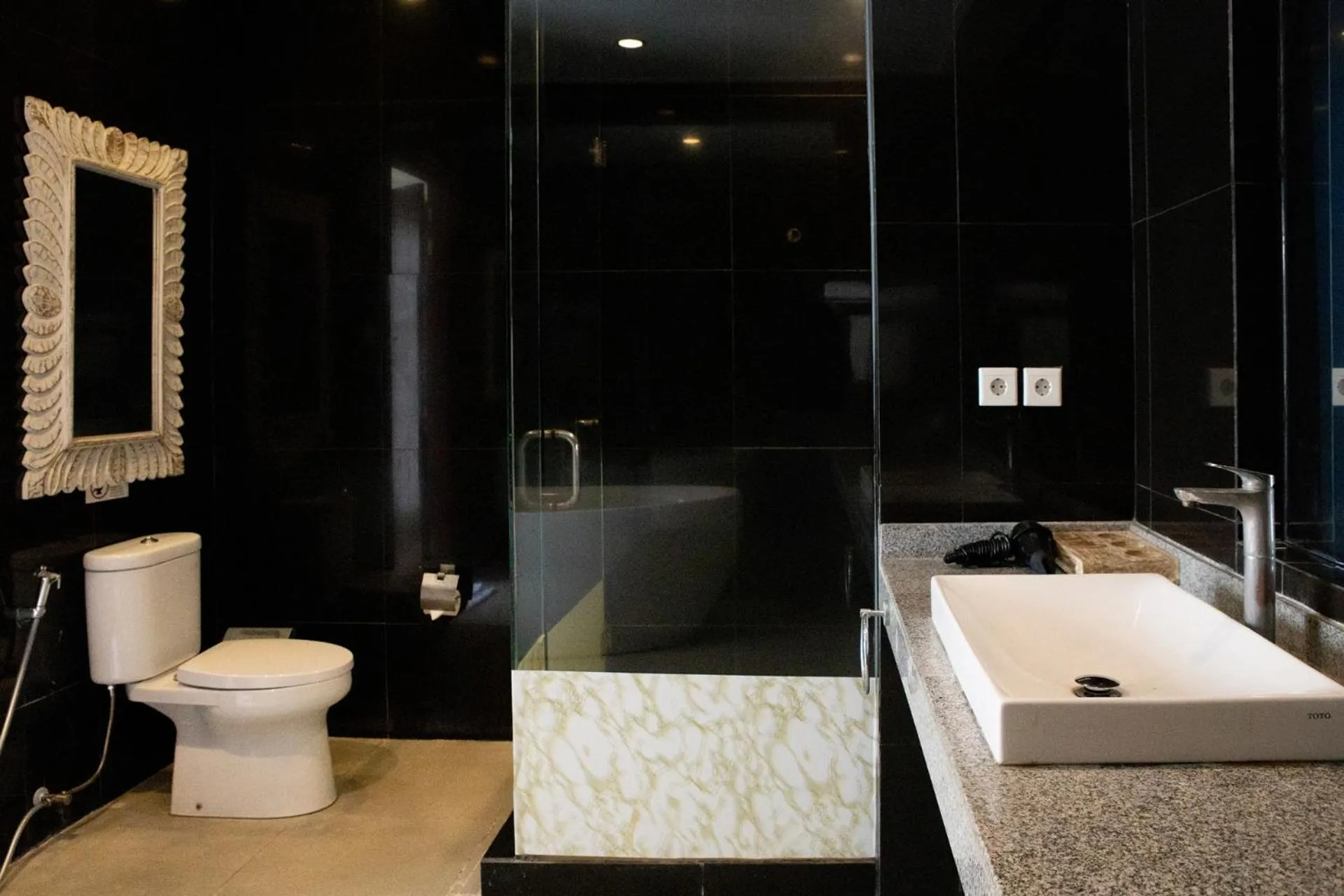 Bathroom in White Lotus Villas Seminyak