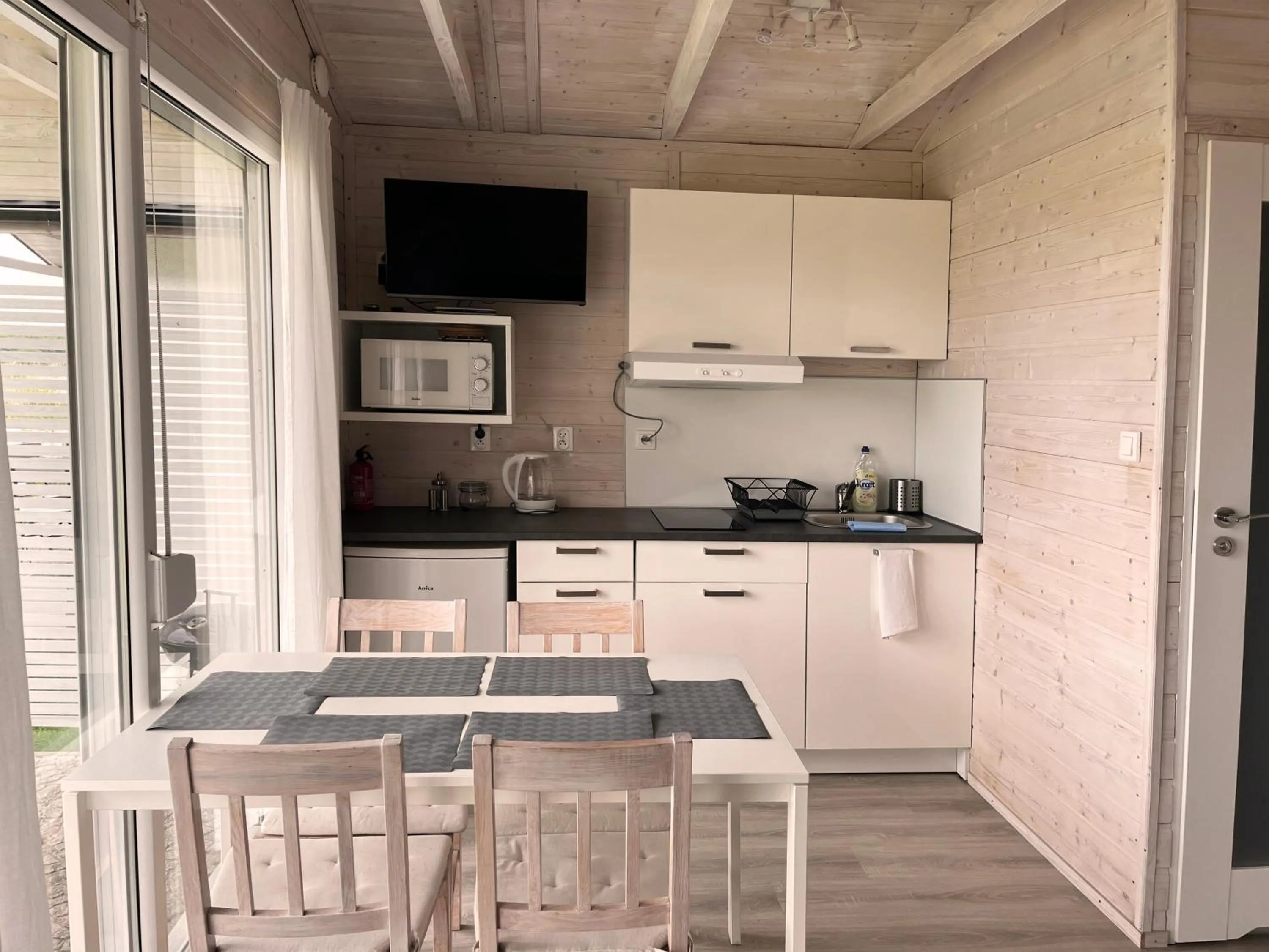 Kitchen or kitchenette in Domki Laba