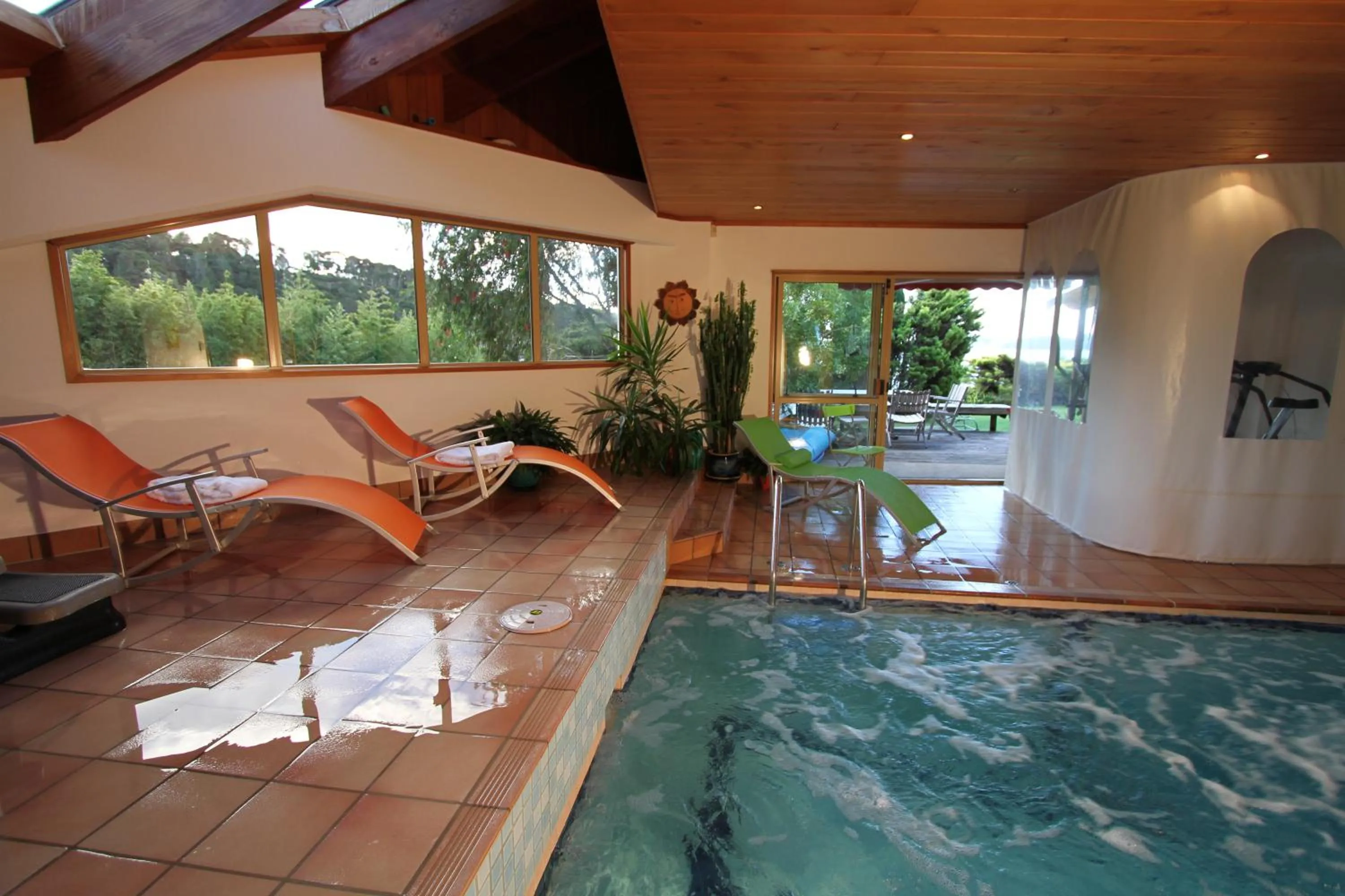 Swimming pool in Chalet Romantica