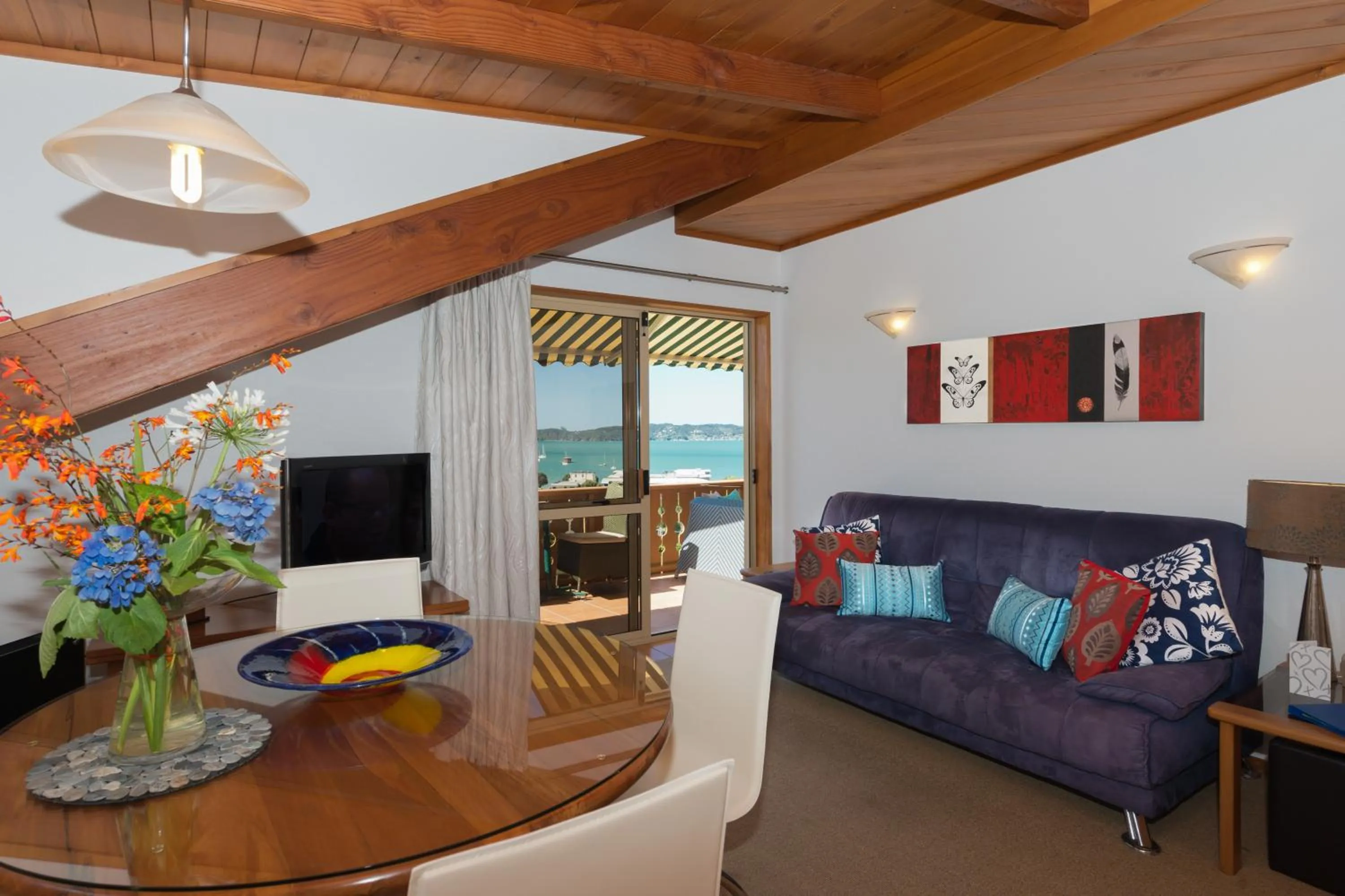 Seating area in Chalet Romantica