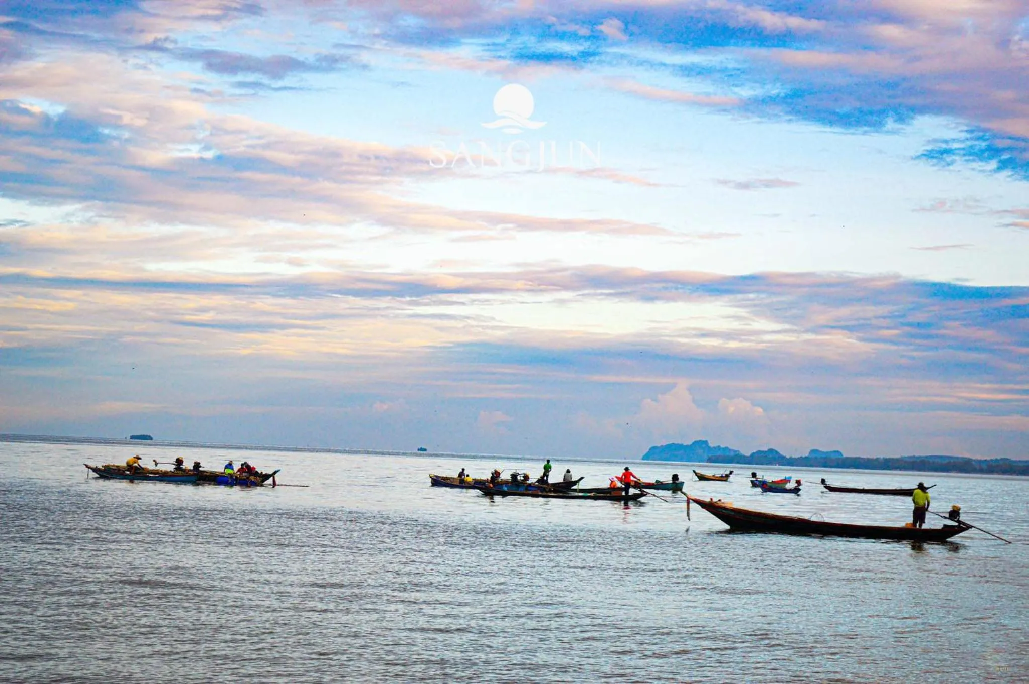 People in Sangjun On Beach Resort