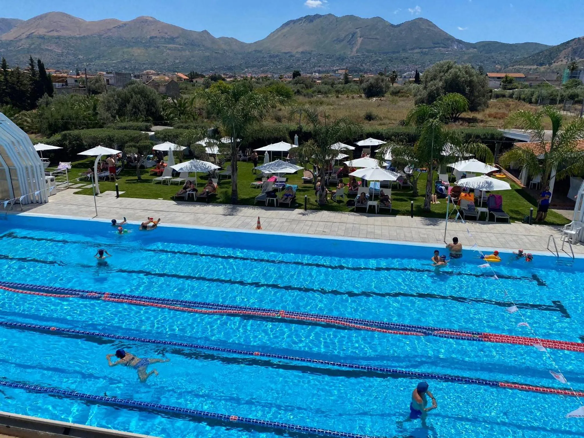 Swimming pool in Piano Monaco