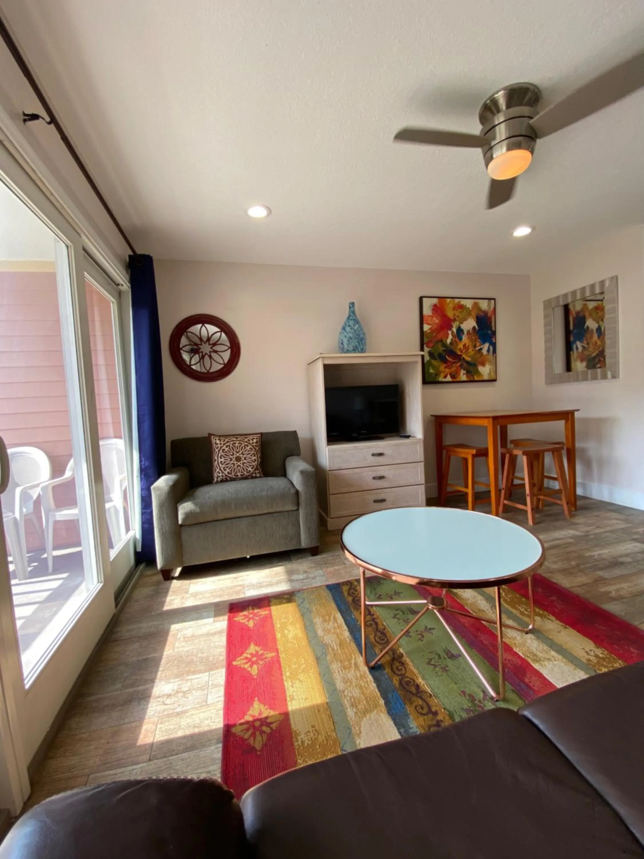 TV and multimedia in The Galveston Victorian Condo