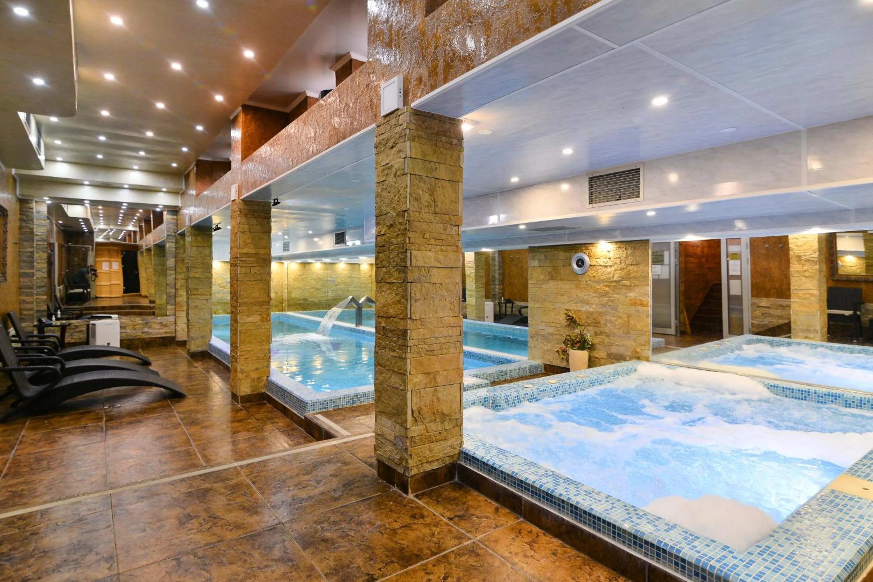 Premier Prezident Garni Hotel and Spa